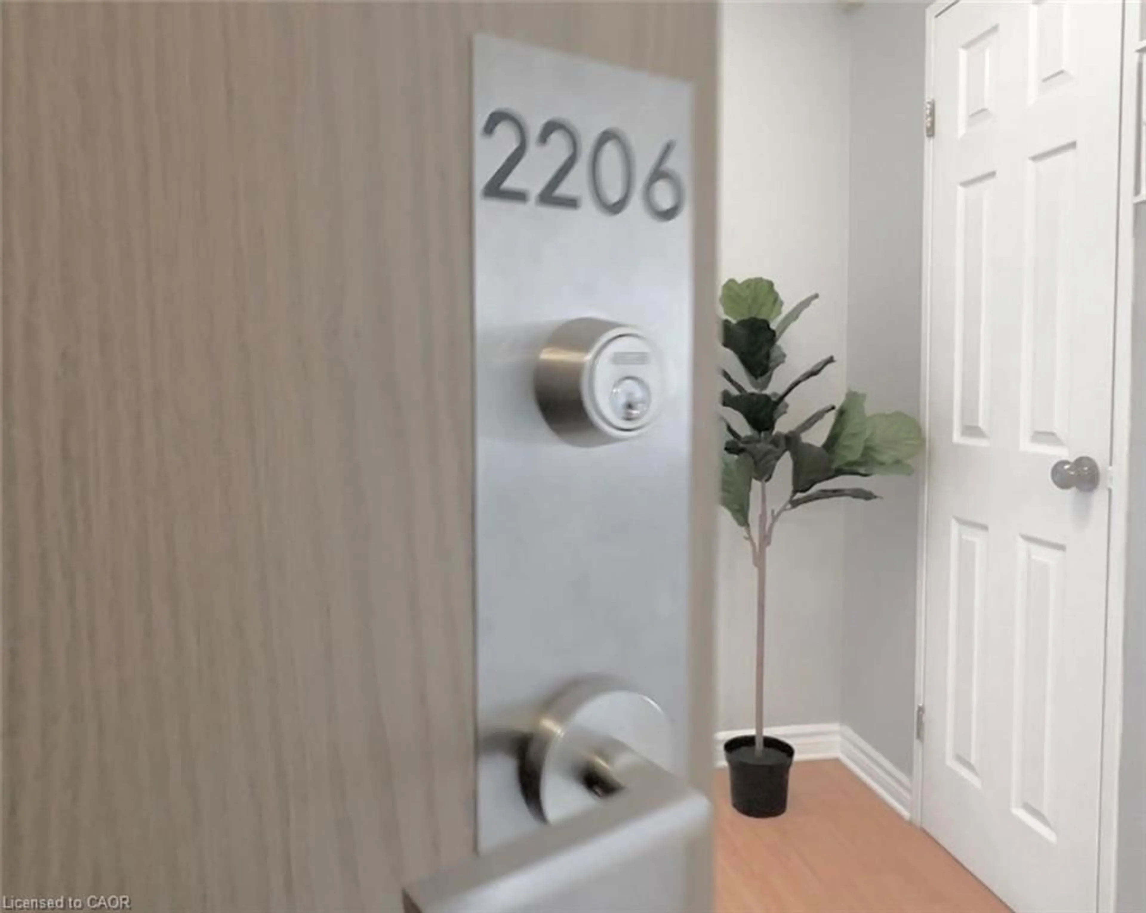 Unknown for 150 Charlton Ave #2206, Hamilton Ontario L8N 3X3