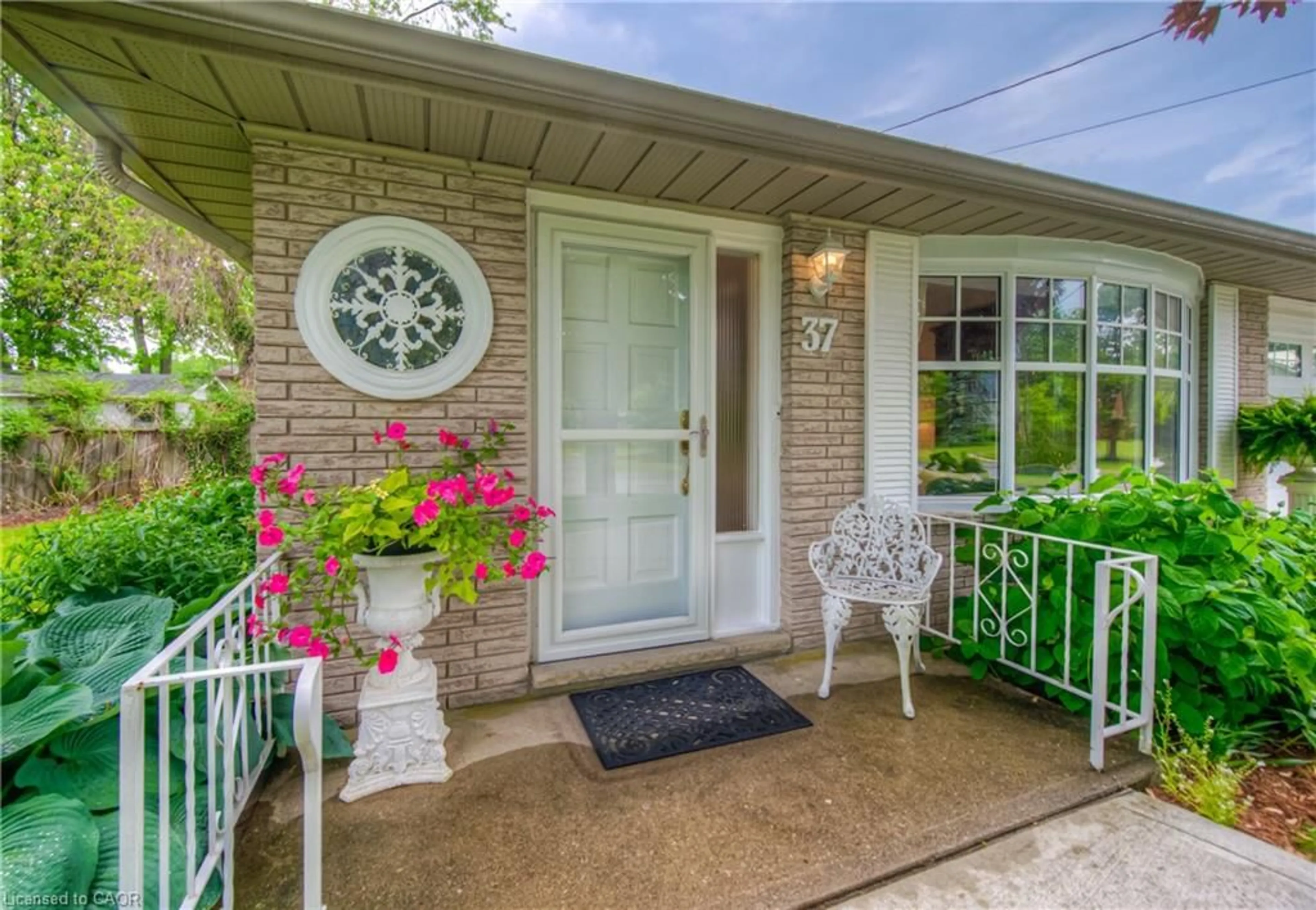 Indoor entryway for 37 Lynn Park Ave, Port Dover Ontario N0A 1N5