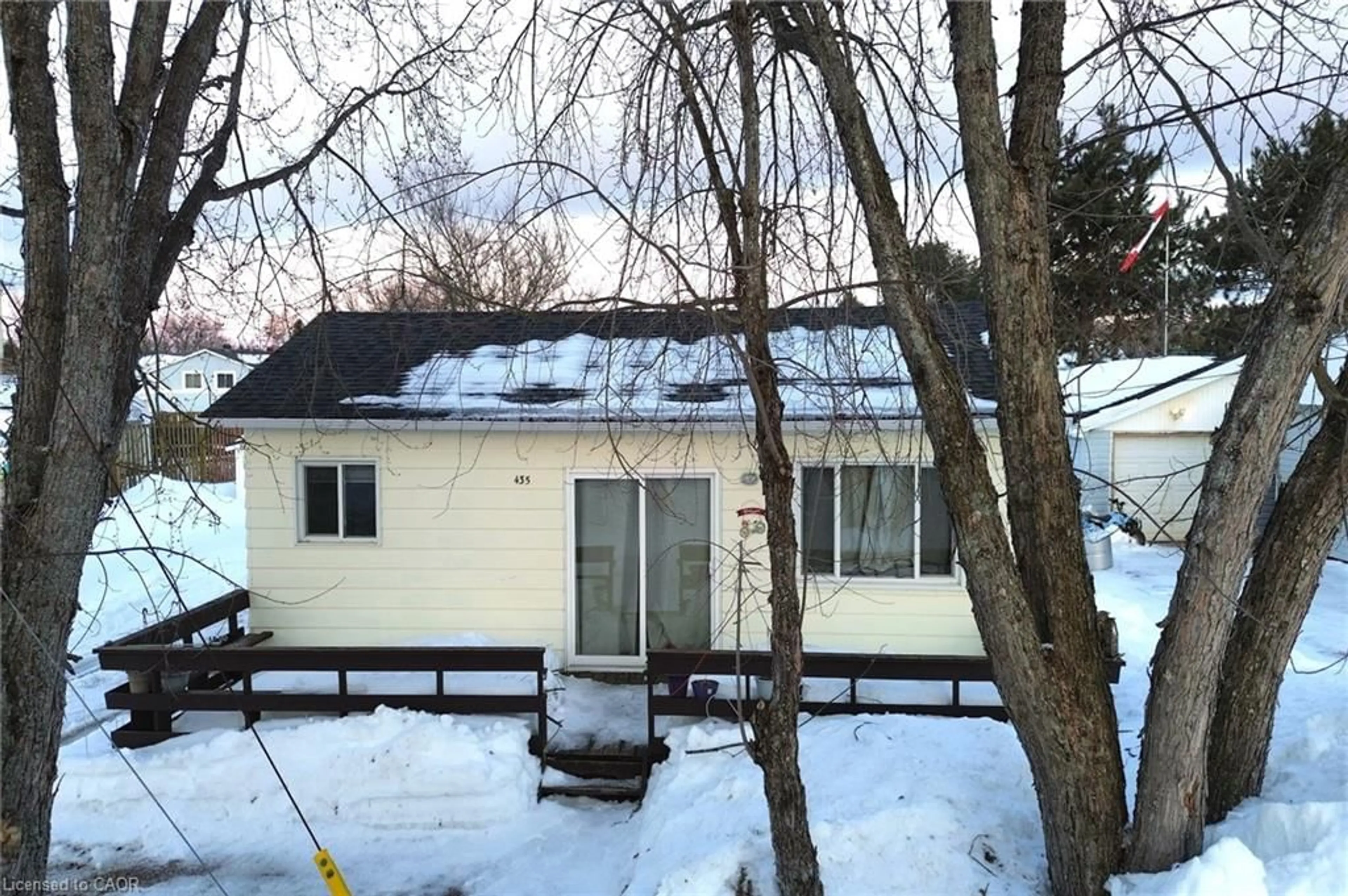 Unknown for 435 Limit St, Massey Ontario P0P 1P0