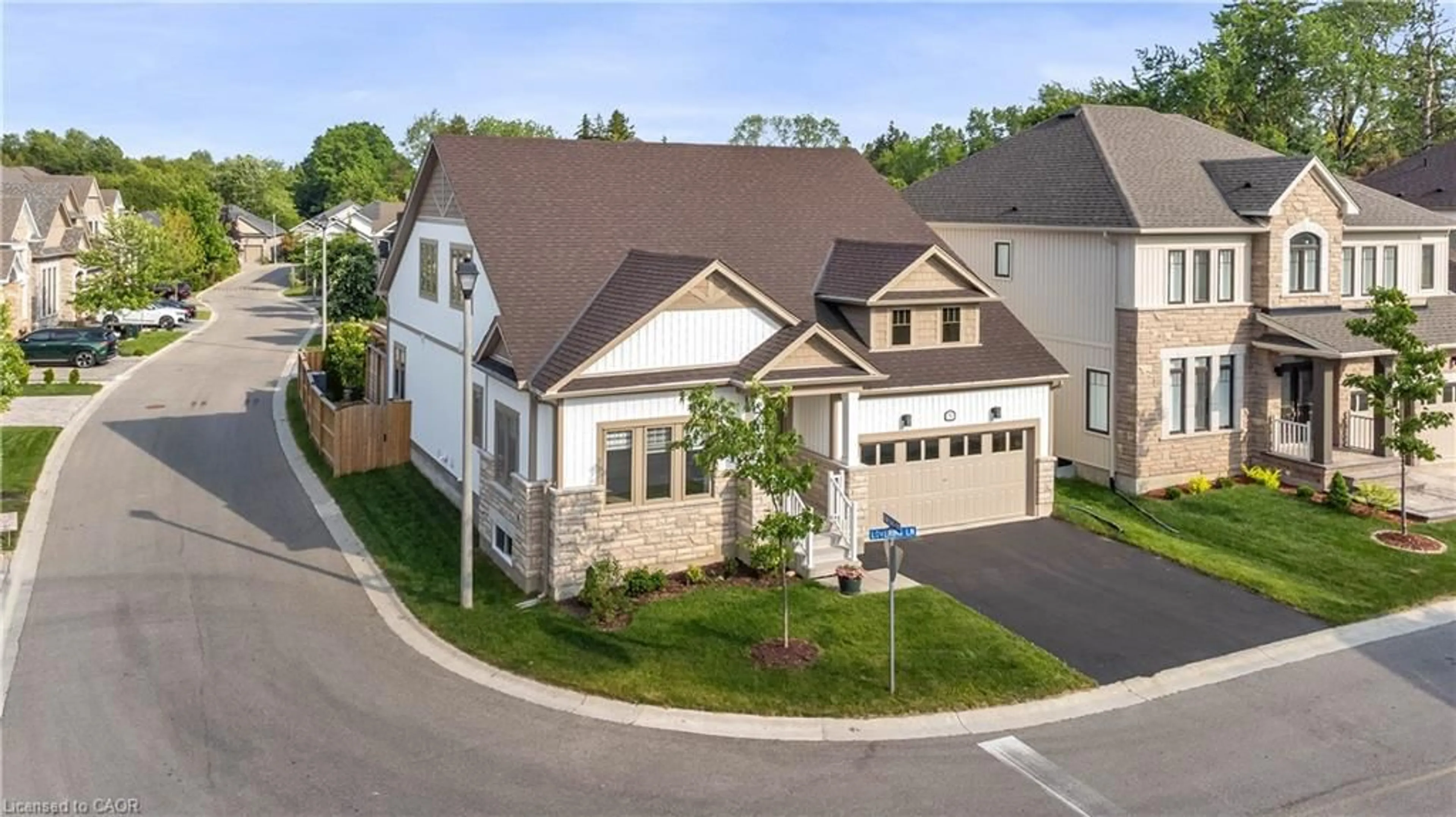 A pic from outside/outdoor area/front of a property/back of a property/a pic from drone, street for 5 Lovering Lane, Guelph Ontario N1L 0H3