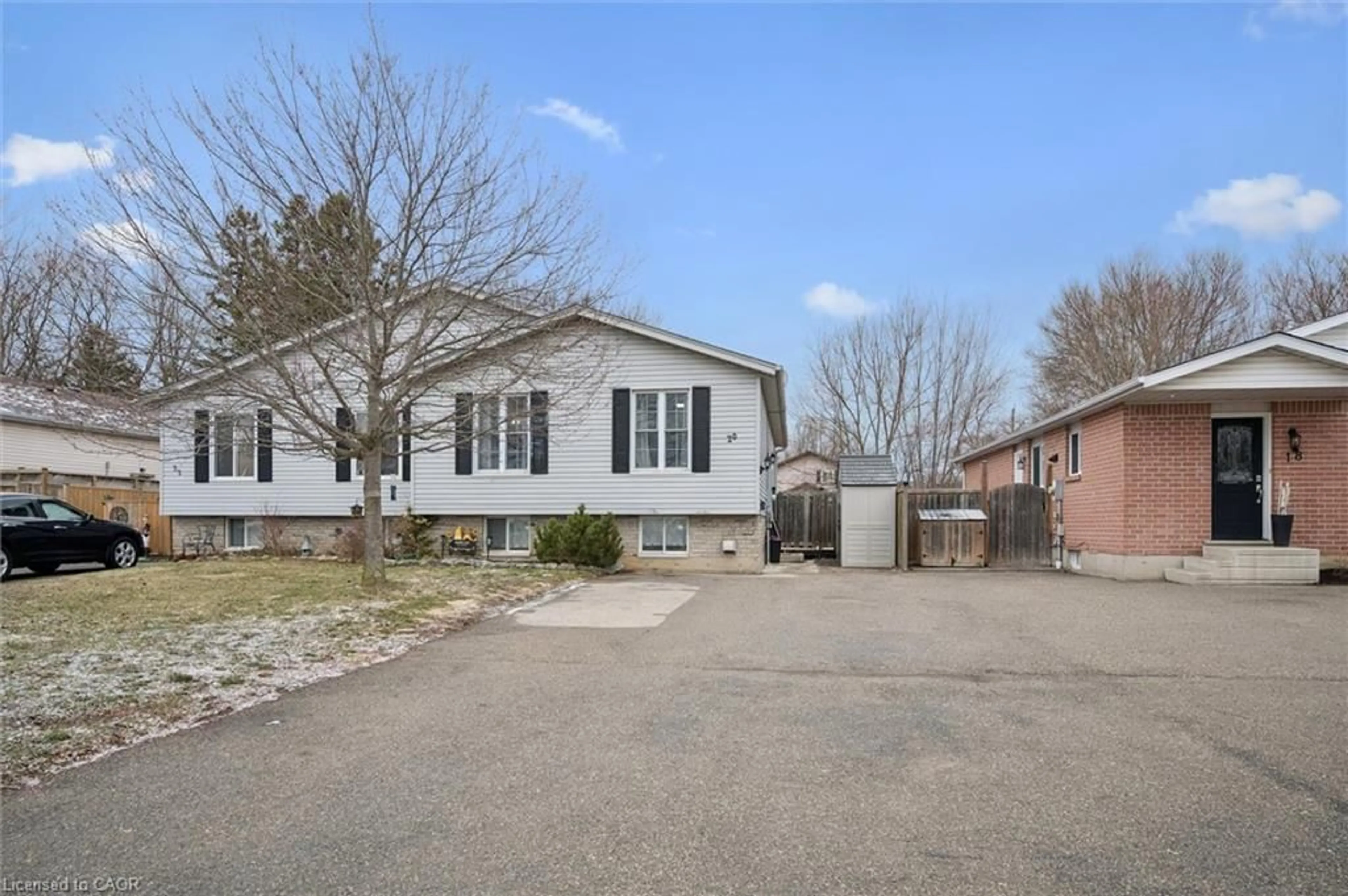 Unknown for 20 Ivy Cres, Paris Ontario N3L 4A9