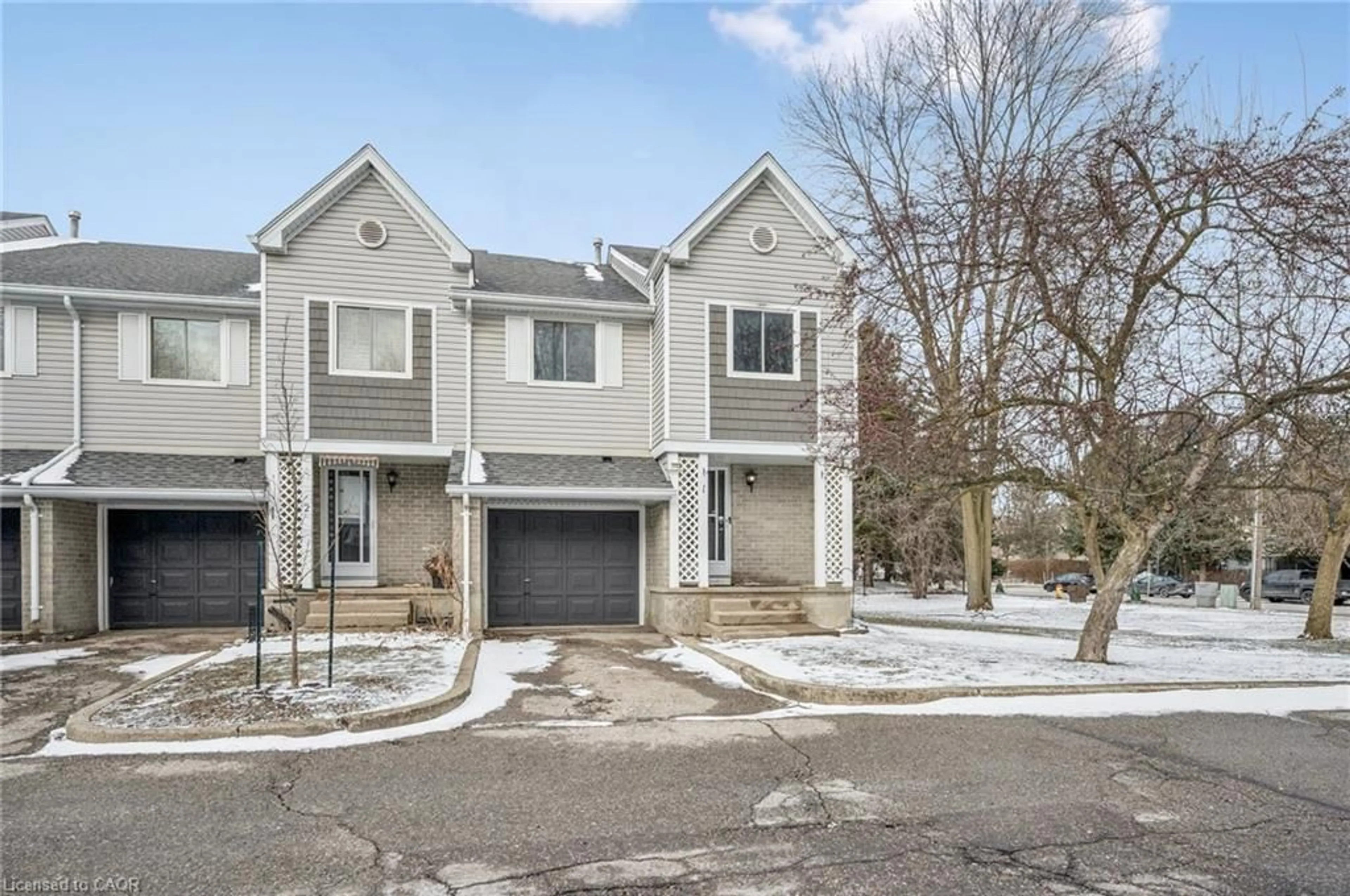 Unknown for 54 Green Valley Dr #1, Kitchener Ontario N2P 1Z9