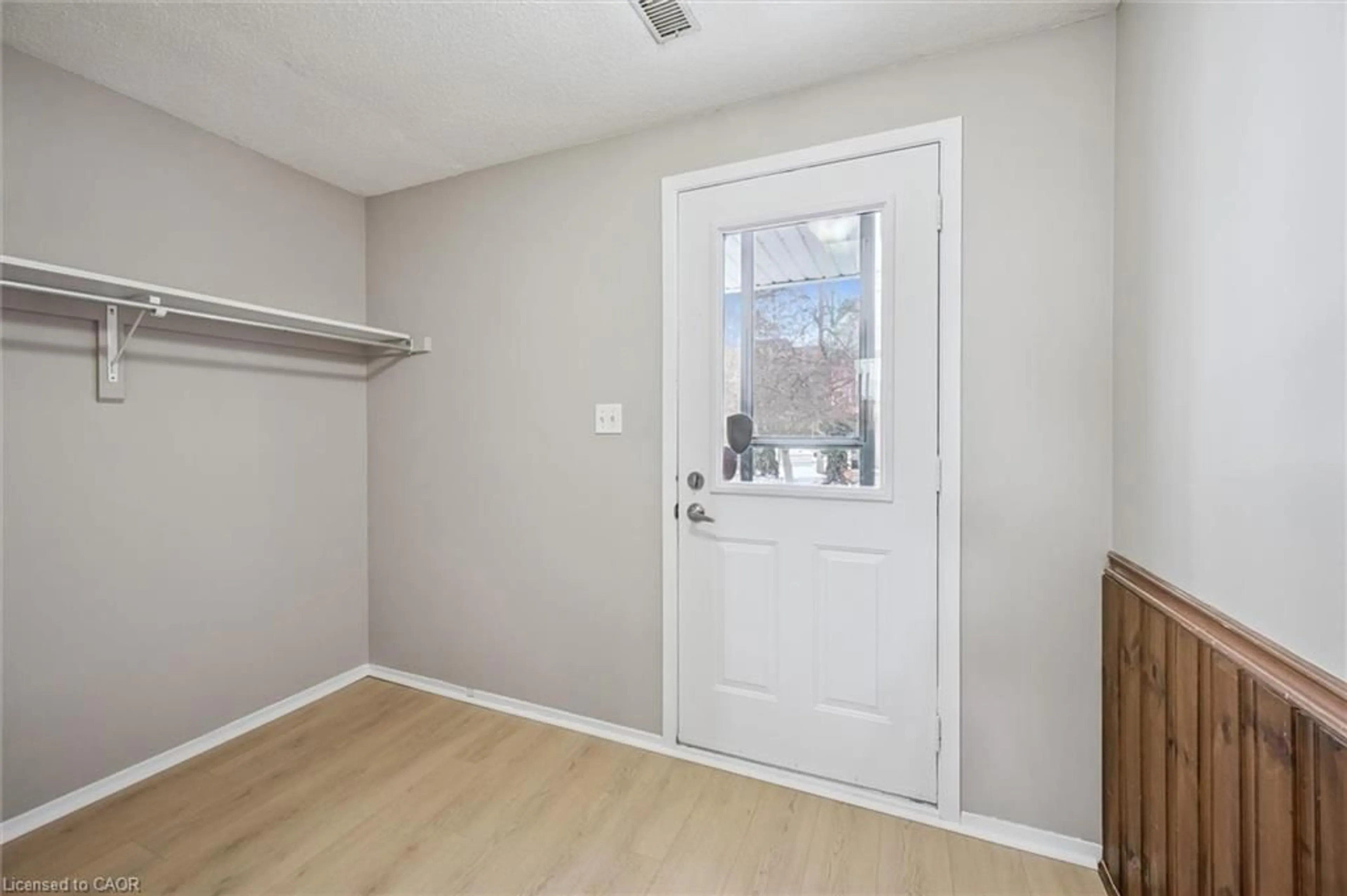 Unknown for 54 Green Valley Dr #1, Kitchener Ontario N2P 1Z9