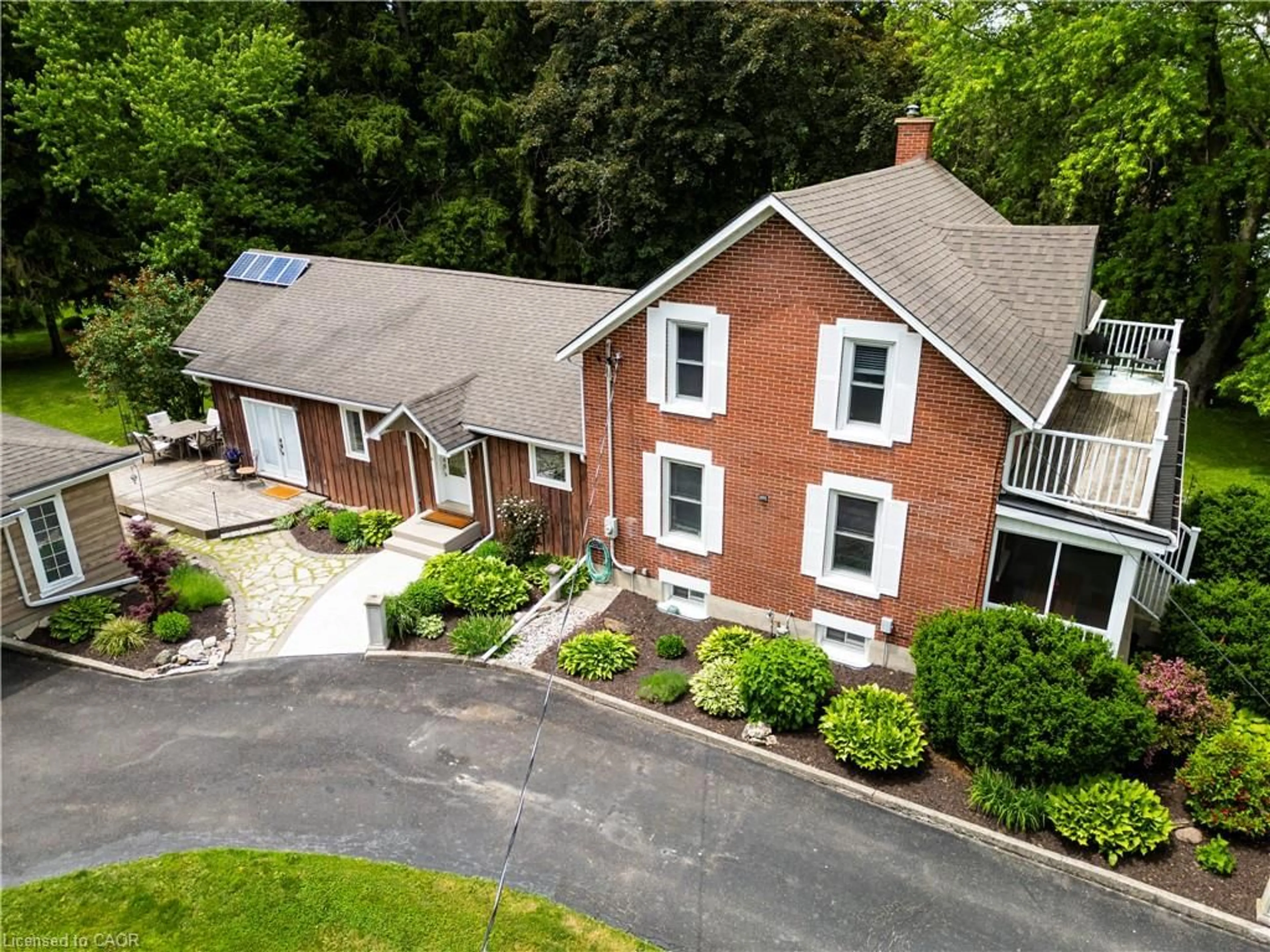 A pic from outside/outdoor area/front of a property/back of a property/a pic from drone, street for 2870 Forest Rd, Stratford Ontario N5A 6S5
