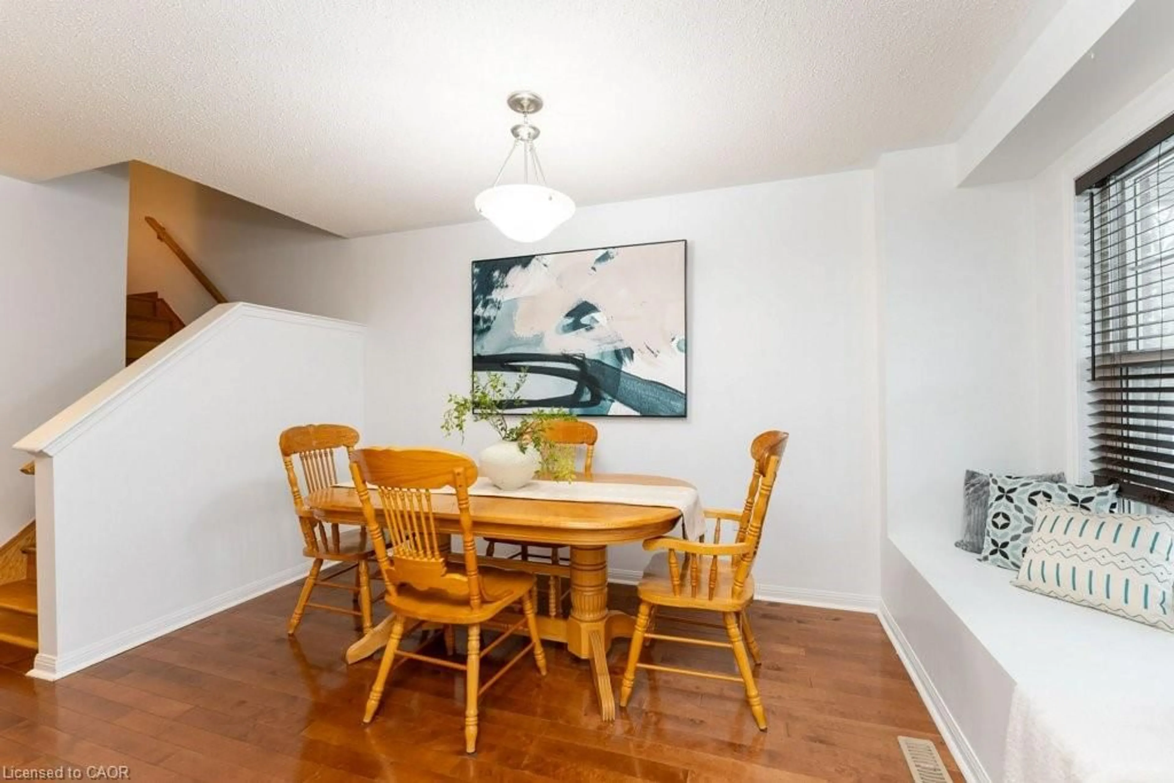 Dining room, wood/laminate floor for 1134 Riddell Cres, Milton Ontario L9T 6Y2