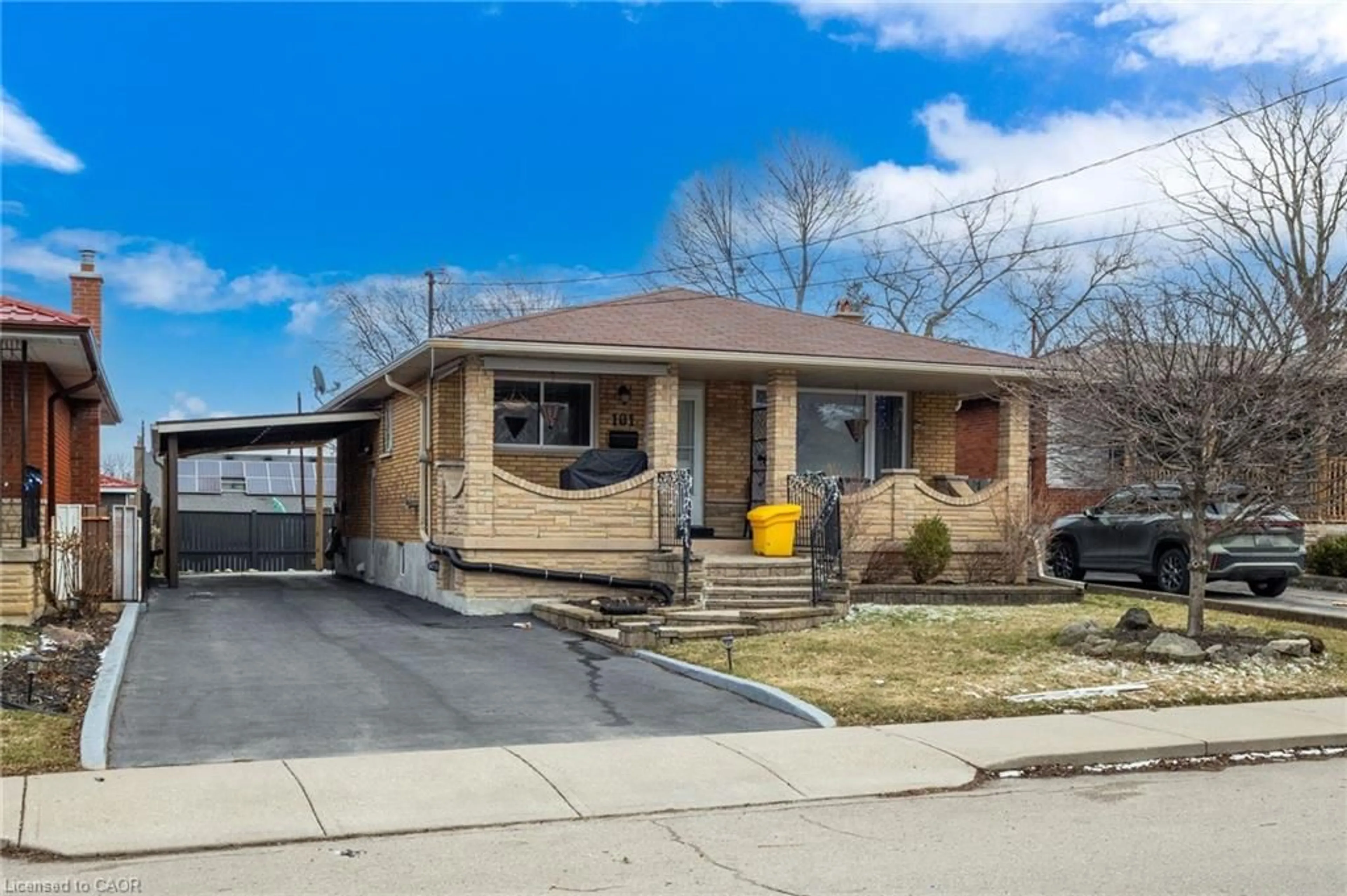 Home with brick exterior material, street for 101 Victor Blvd, Hamilton Ontario L9A 2V3