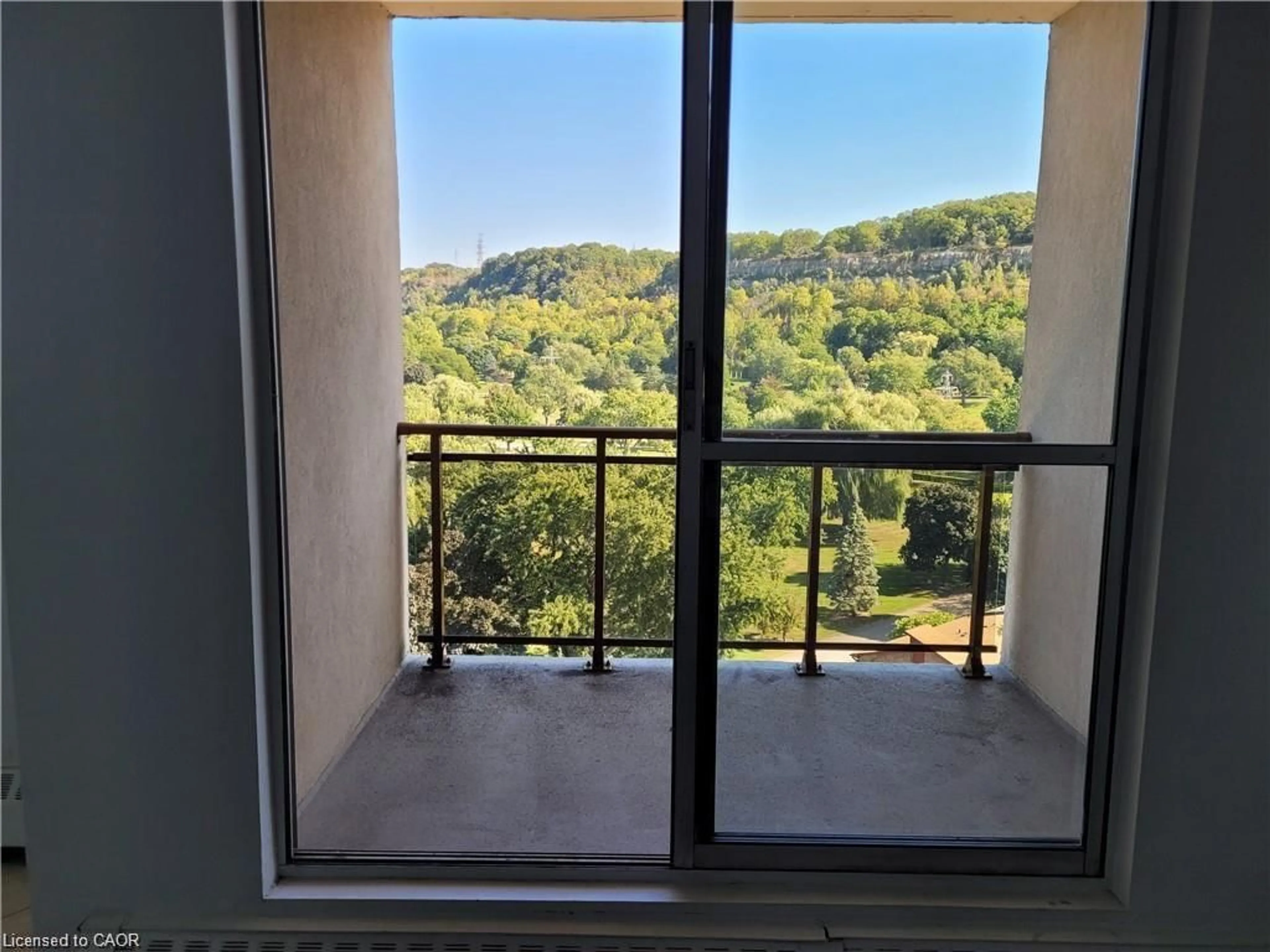 Balcony in the apartment, water/lake/river/ocean view for 1950 Main St #1108, Hamilton Ontario L8S 4M9