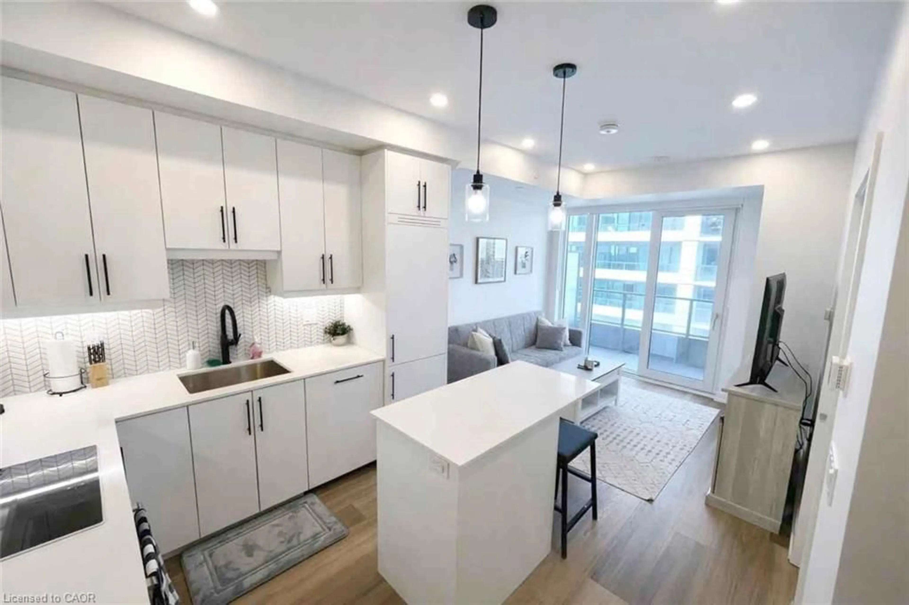 Open concept kitchen, unknown for 15 Wellington St #1701, Kitchener Ontario N2G 0E4