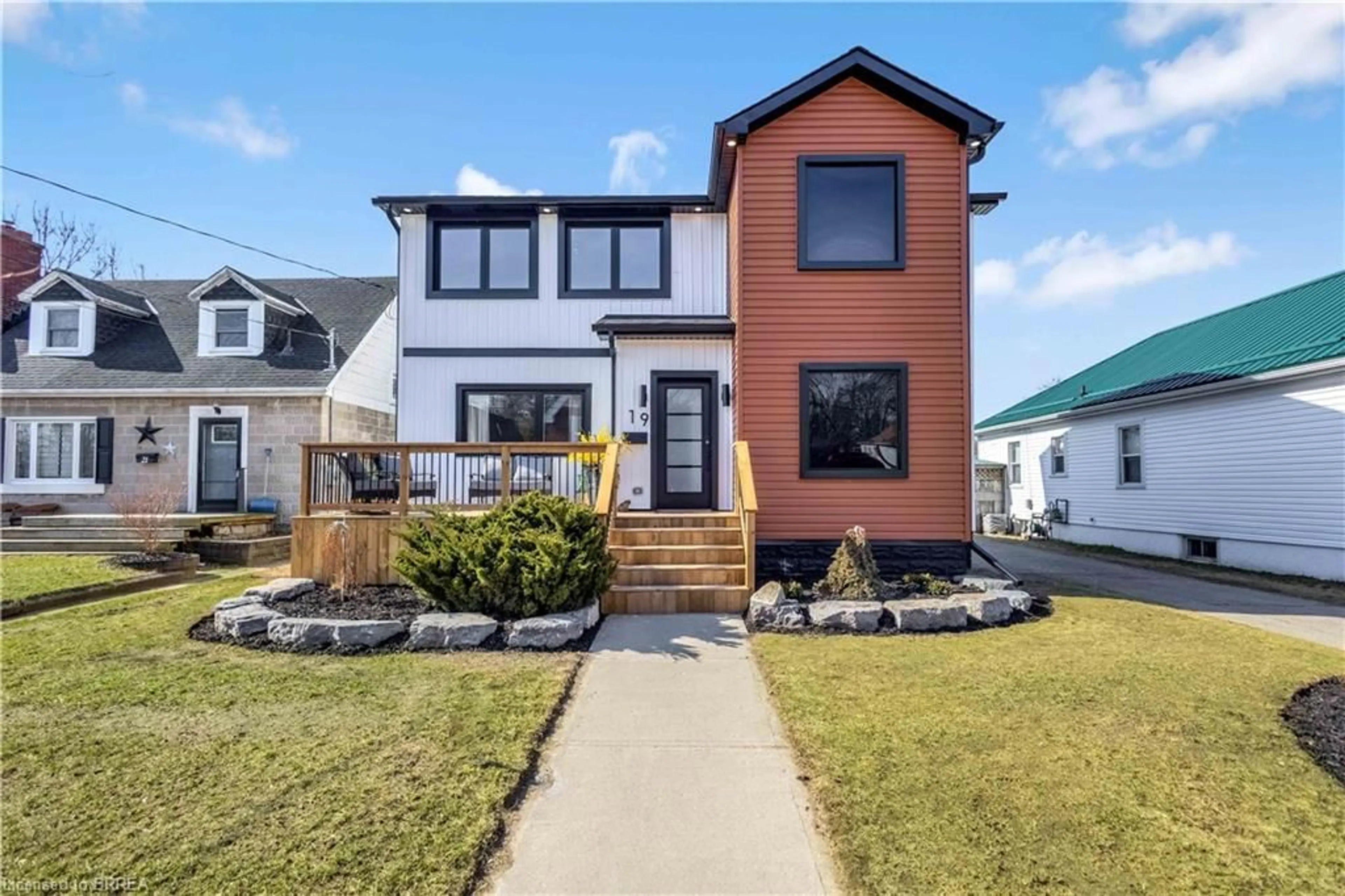 Home with brick exterior material, street for 19 Kennedy St, Brantford Ontario N3R 2C7