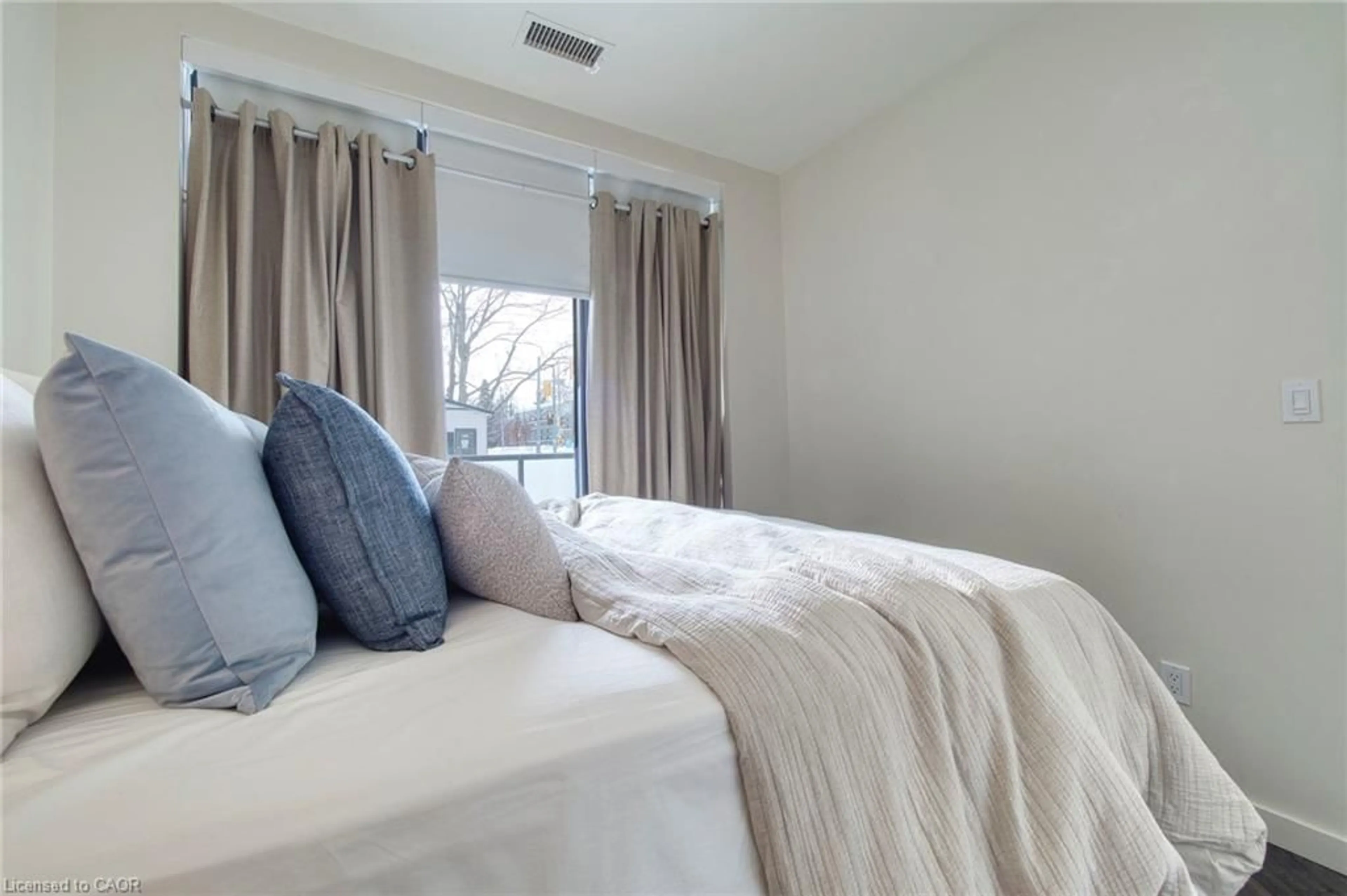 Bedroom with bed, unknown for 690 King St #101, Kitchener Ontario N2H 5L8