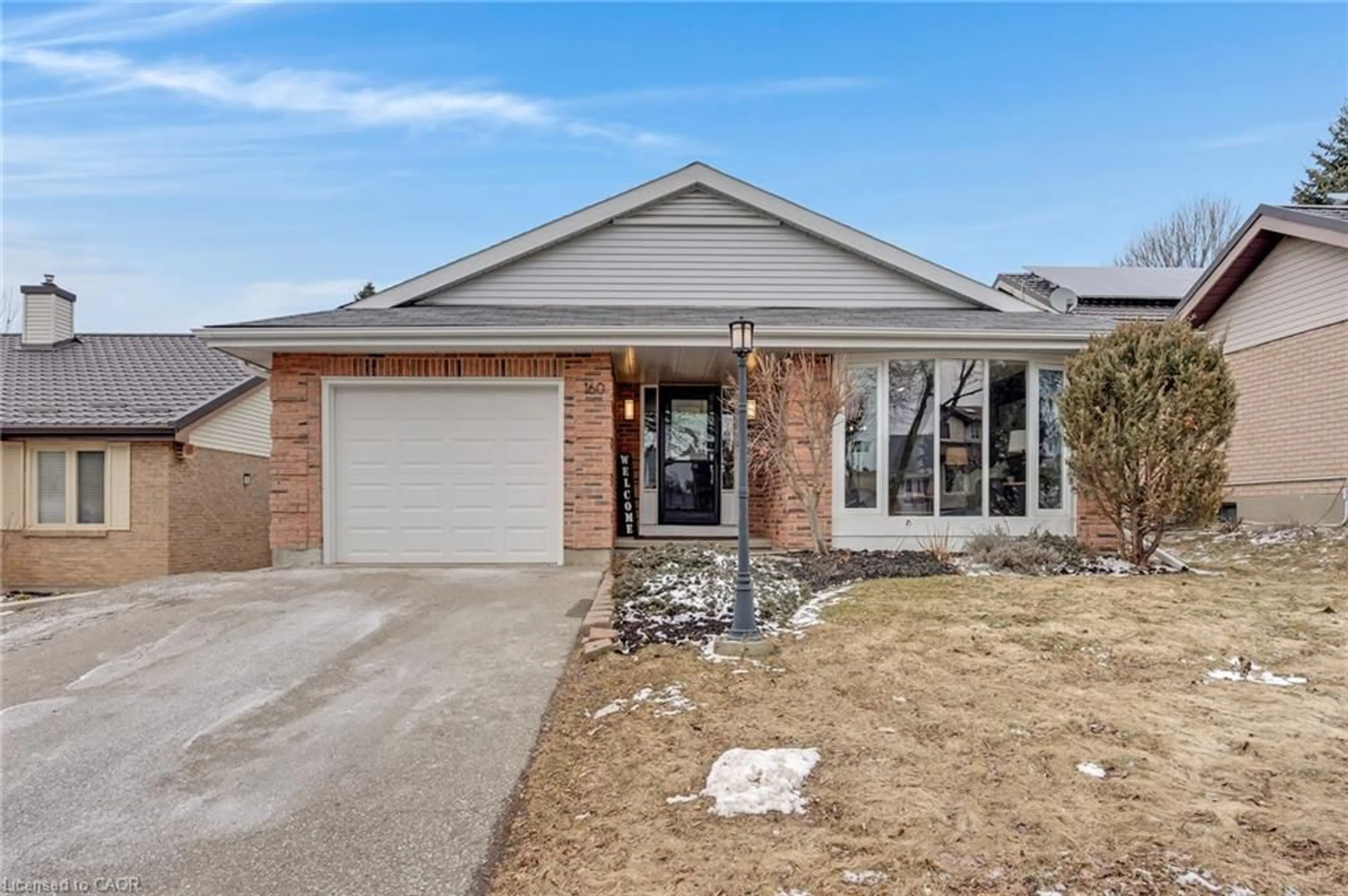 Home with brick exterior material, street for 160 Oneida Pl, Kitchener Ontario N2A 3G4