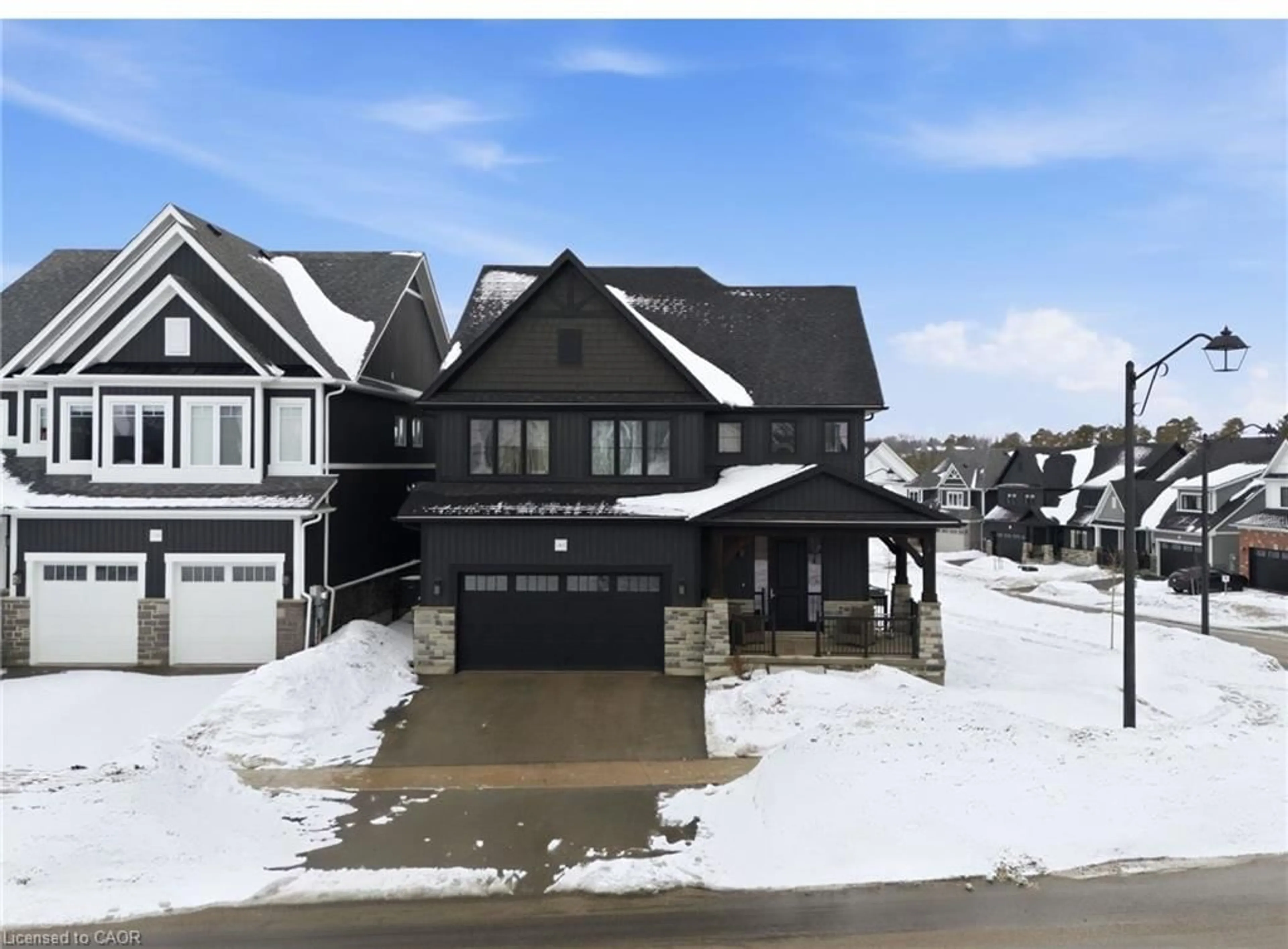 A pic from outside/outdoor area/front of a property/back of a property/a pic from drone, street for 162 Harrison St, Elora Ontario N0B 1S0