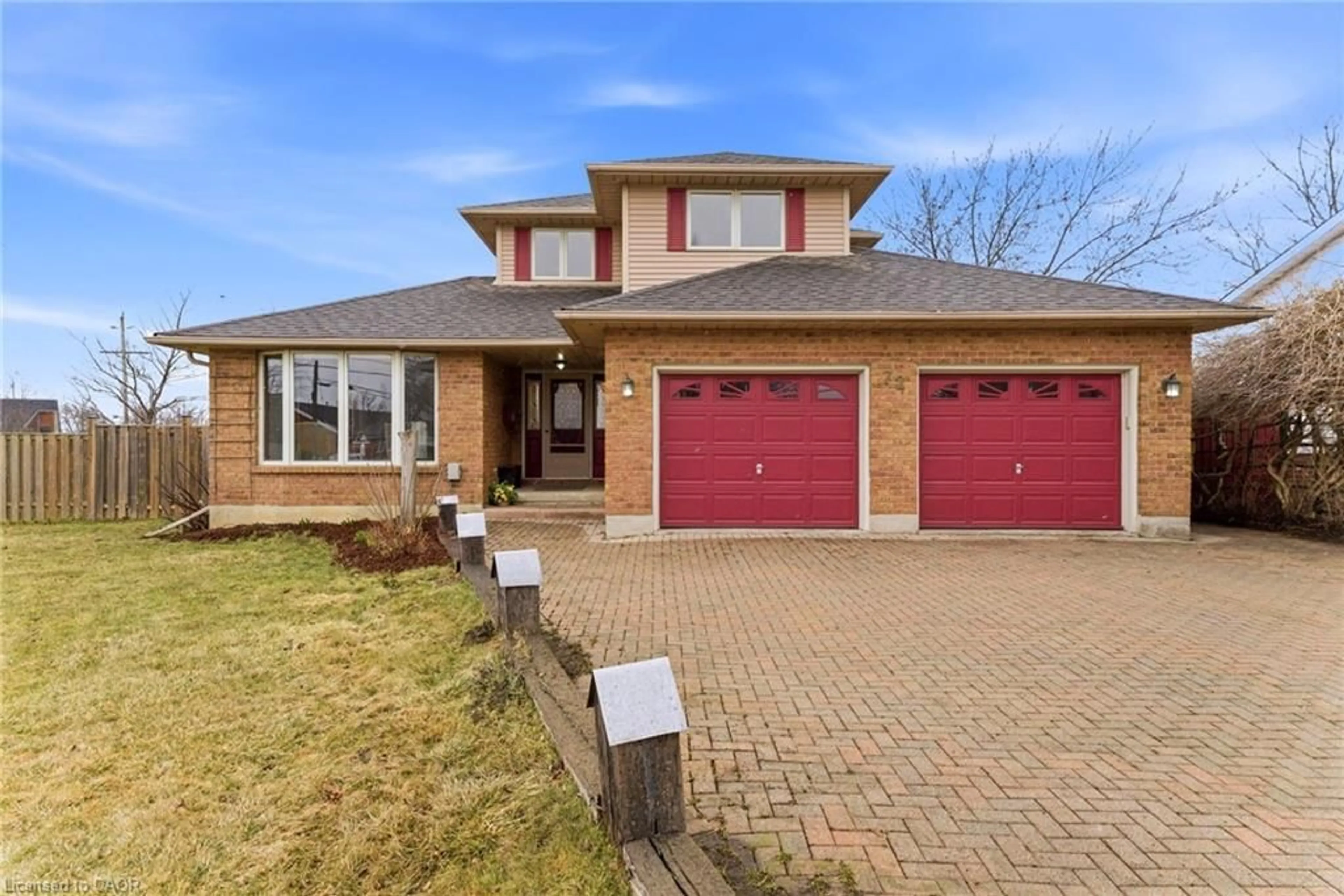 Home with brick exterior material, street for 72 Wade Rd, Smithville Ontario L0R 2A0