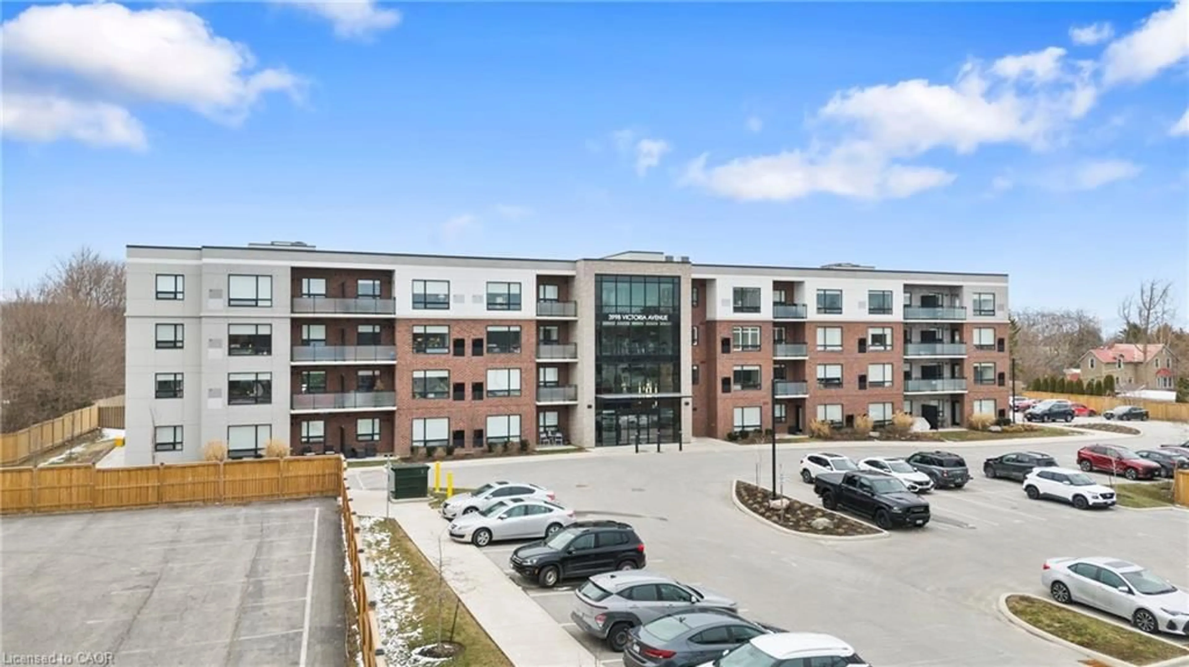 A pic from outside/outdoor area/front of a property/back of a property/a pic from drone, building for 3998 Victoria Ave #211, Vineland Ontario L0R 2C0