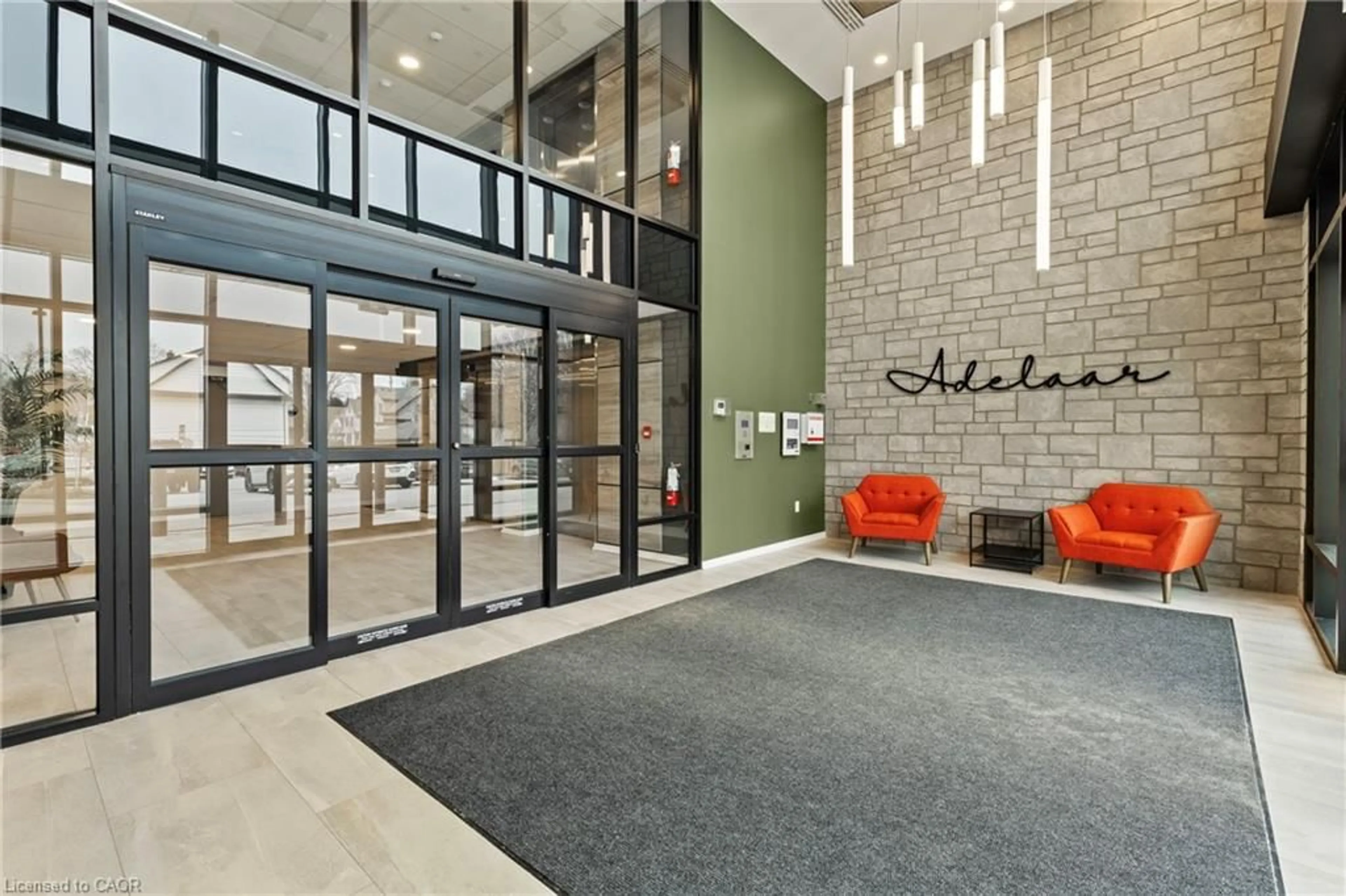 Indoor foyer for 3998 Victoria Ave #211, Vineland Ontario L0R 2C0