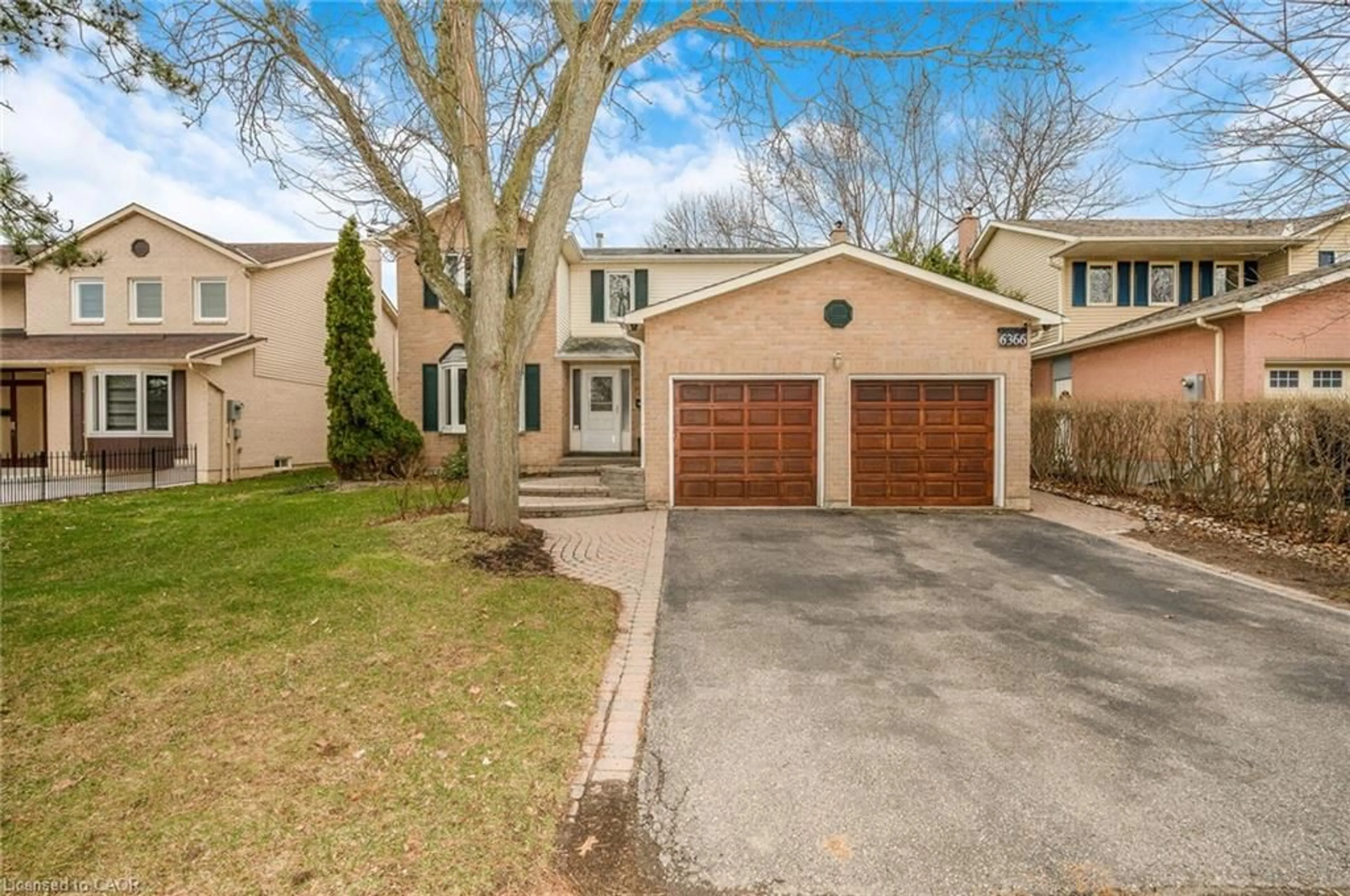 Unknown for 6366 Miller's Grove, Mississauga Ontario L5N 3M7
