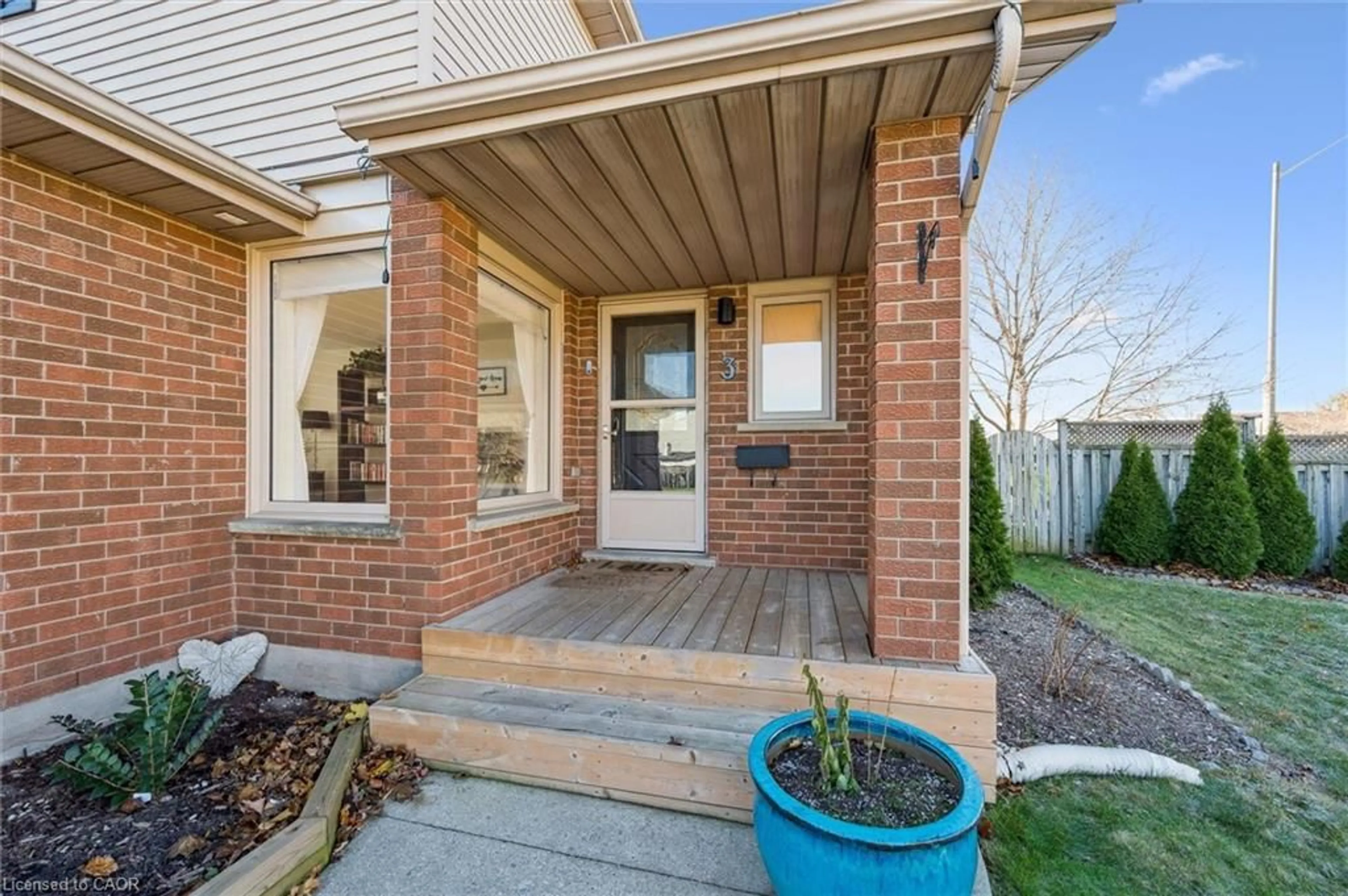 Home with brick exterior material, street for 3 Alona Ave, Cambridge Ontario N3C 3Y5