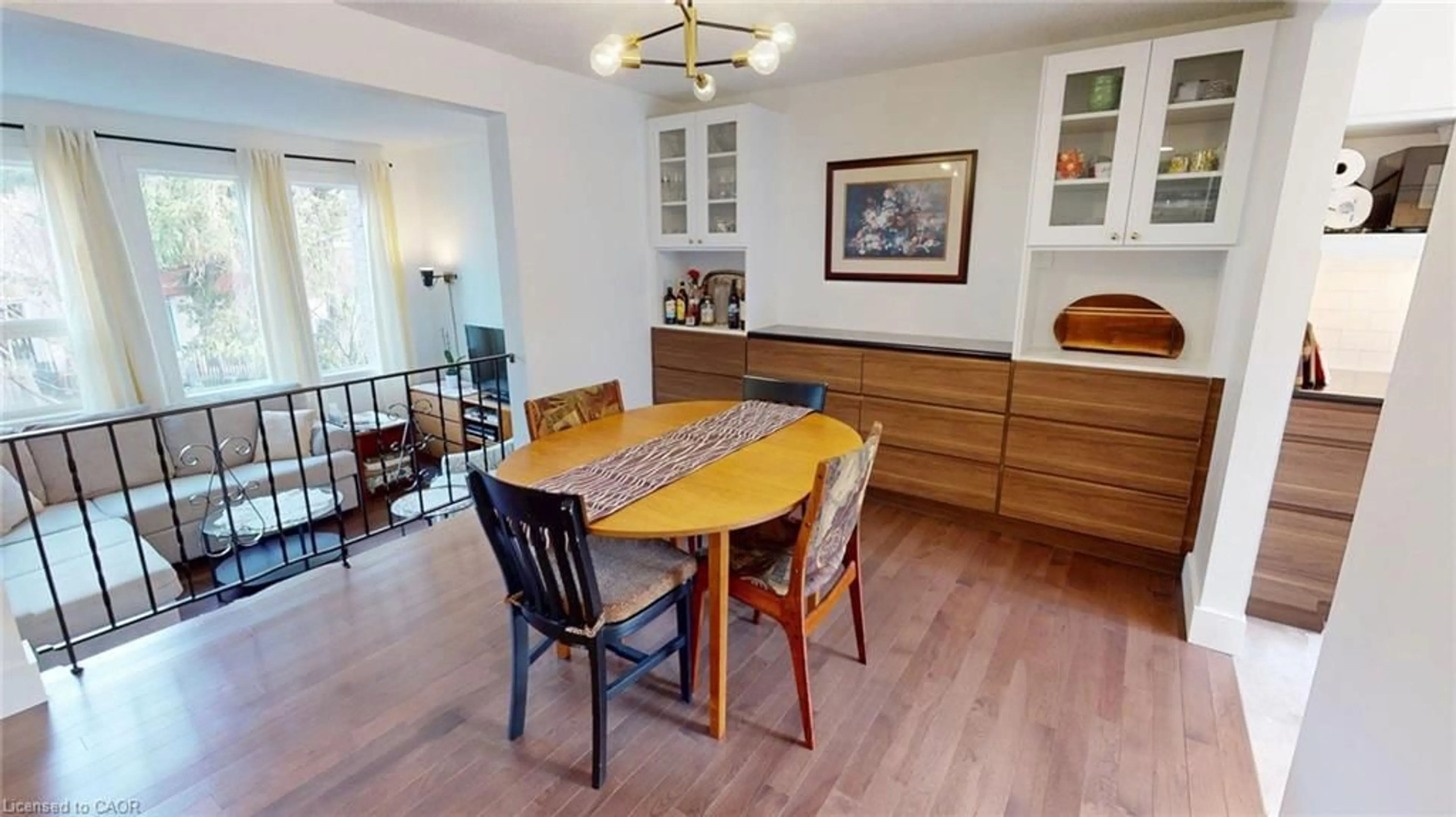 Dining room, wood/laminate floor for 1967 Main St #35, Hamilton Ontario L8S 4P4