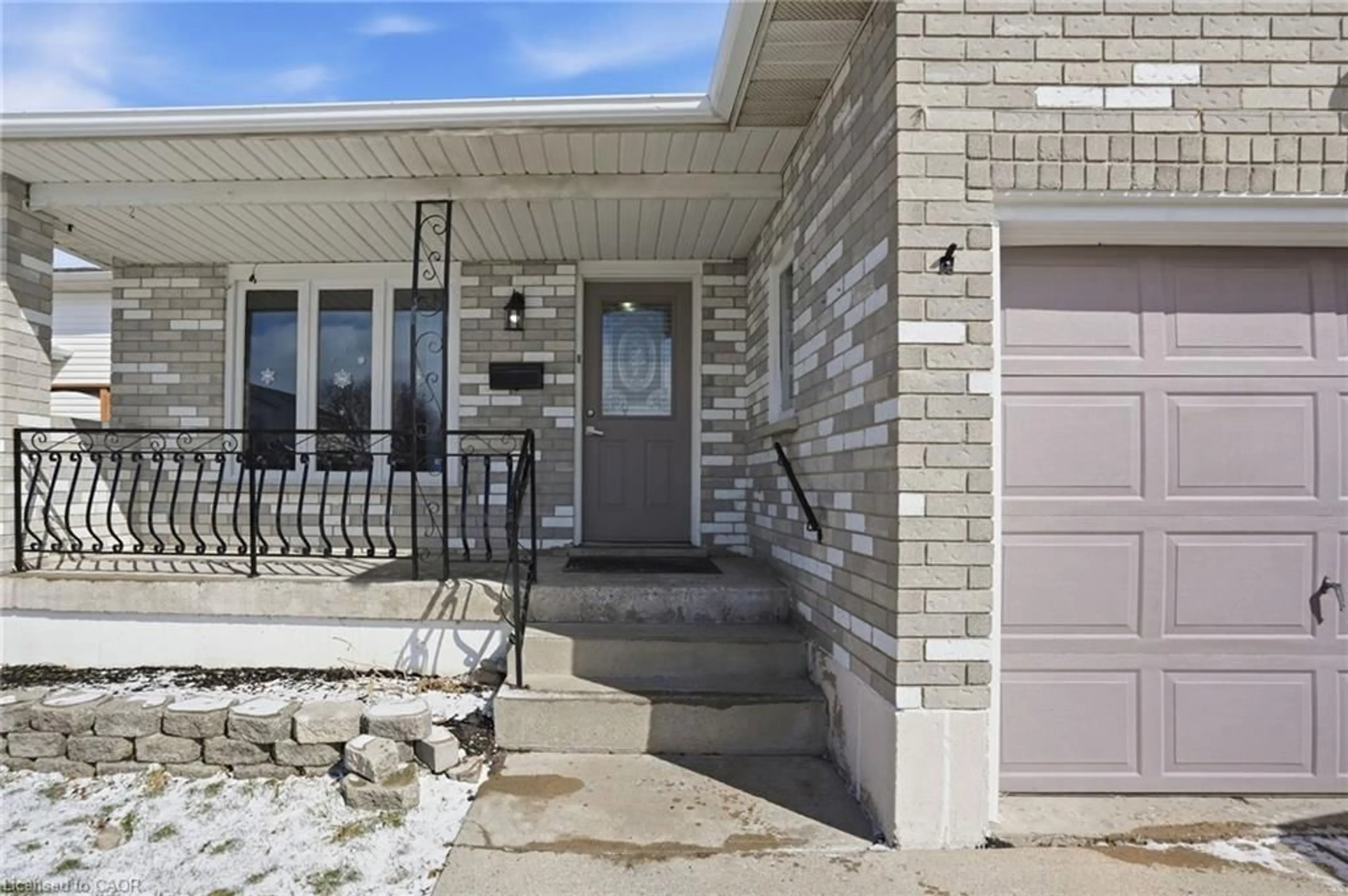 Unknown for 513 Rexford Dr, Hamilton Ontario L8W 3C1