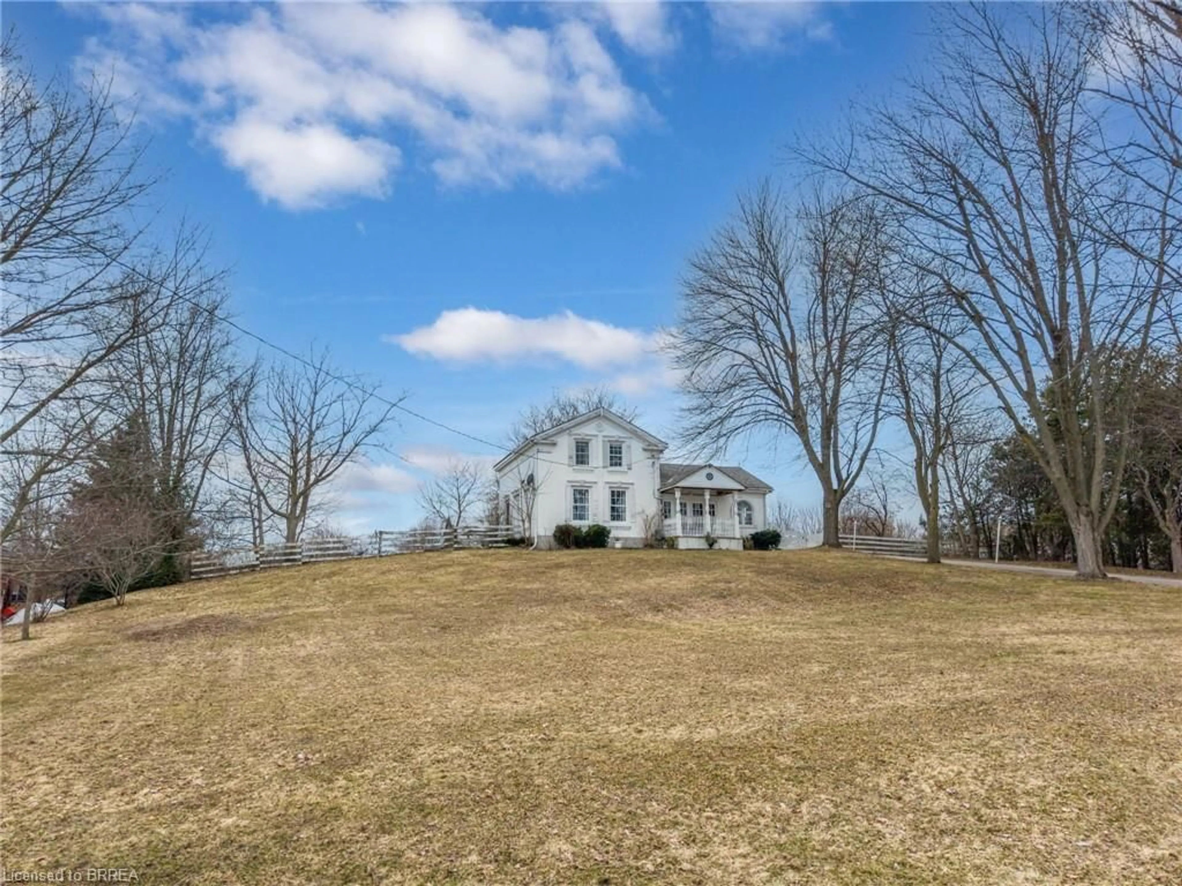 A pic from outside/outdoor area/front of a property/back of a property/a pic from drone, unknown for 152 Confederation St, Glen Williams Ontario L7G 4S8