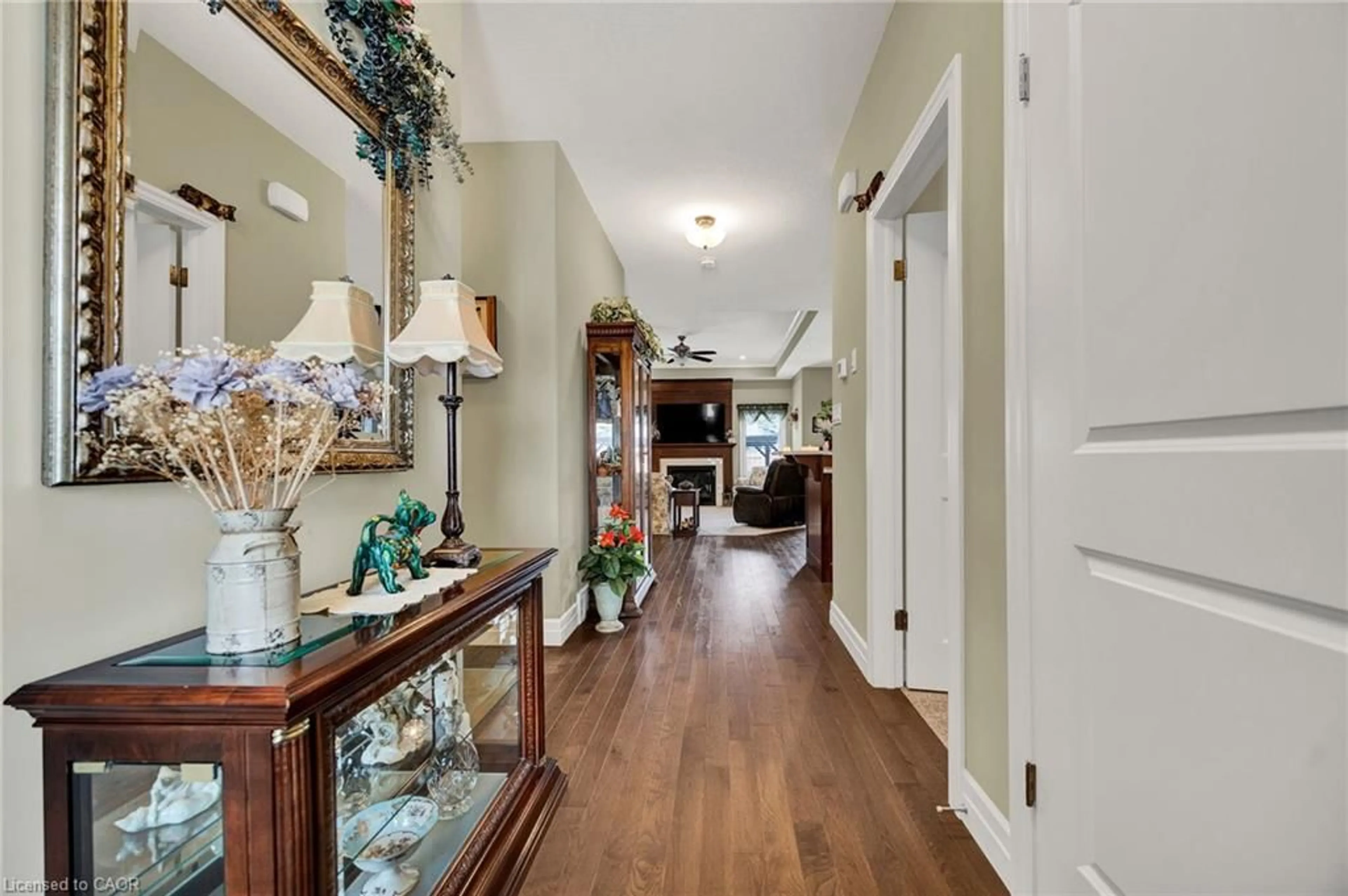 Indoor foyer for 255 Rogers Rd, Listowel Ontario N4W 0H3