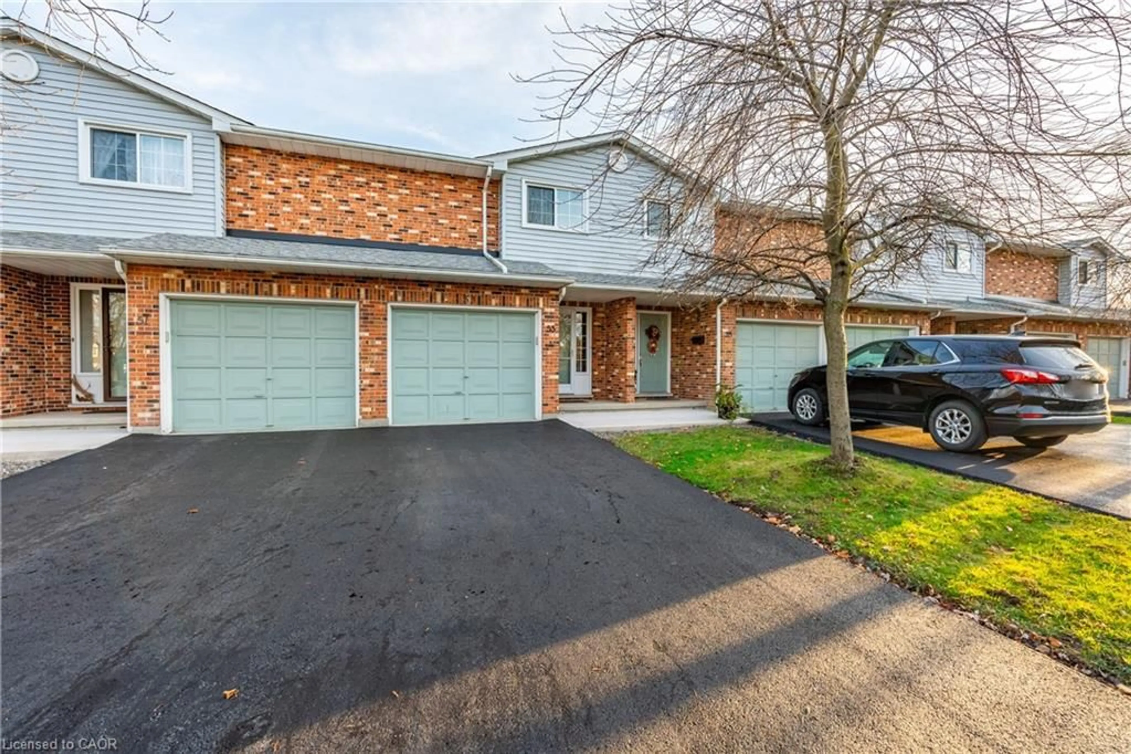 Home with brick exterior material, street for 53 Myrtle Ave, St. Catharines Ontario L2M 5W2