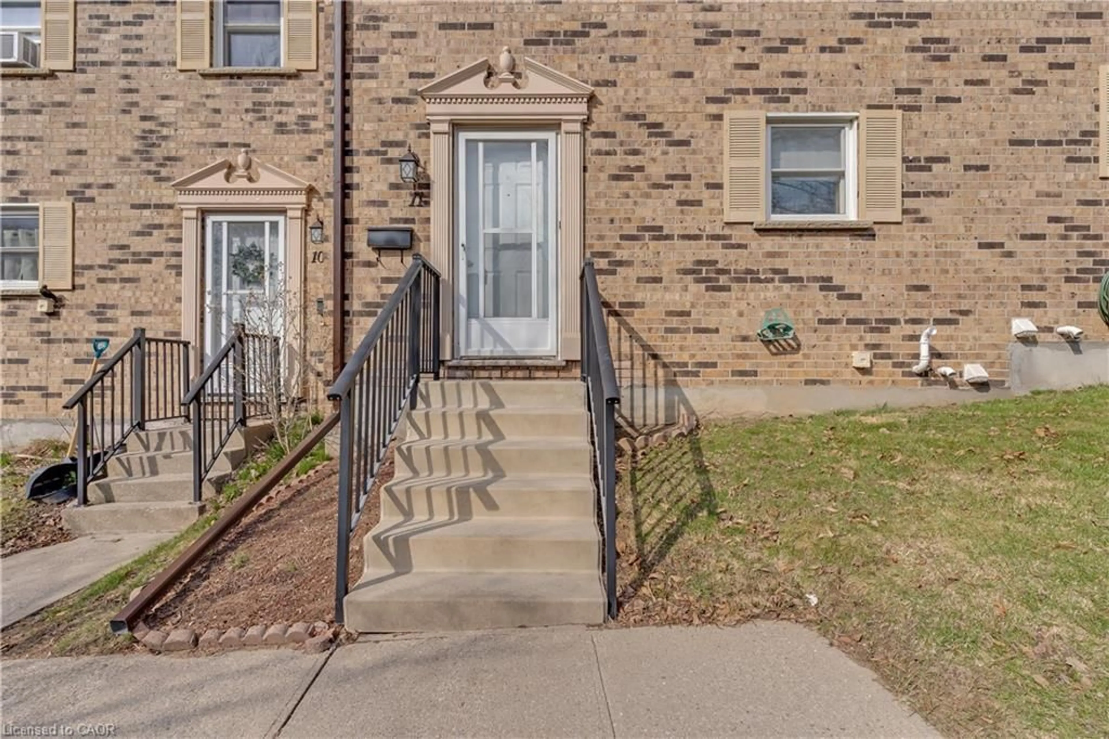 Unknown for 175 Cedar St #11, Cambridge Ontario N1S 4X8