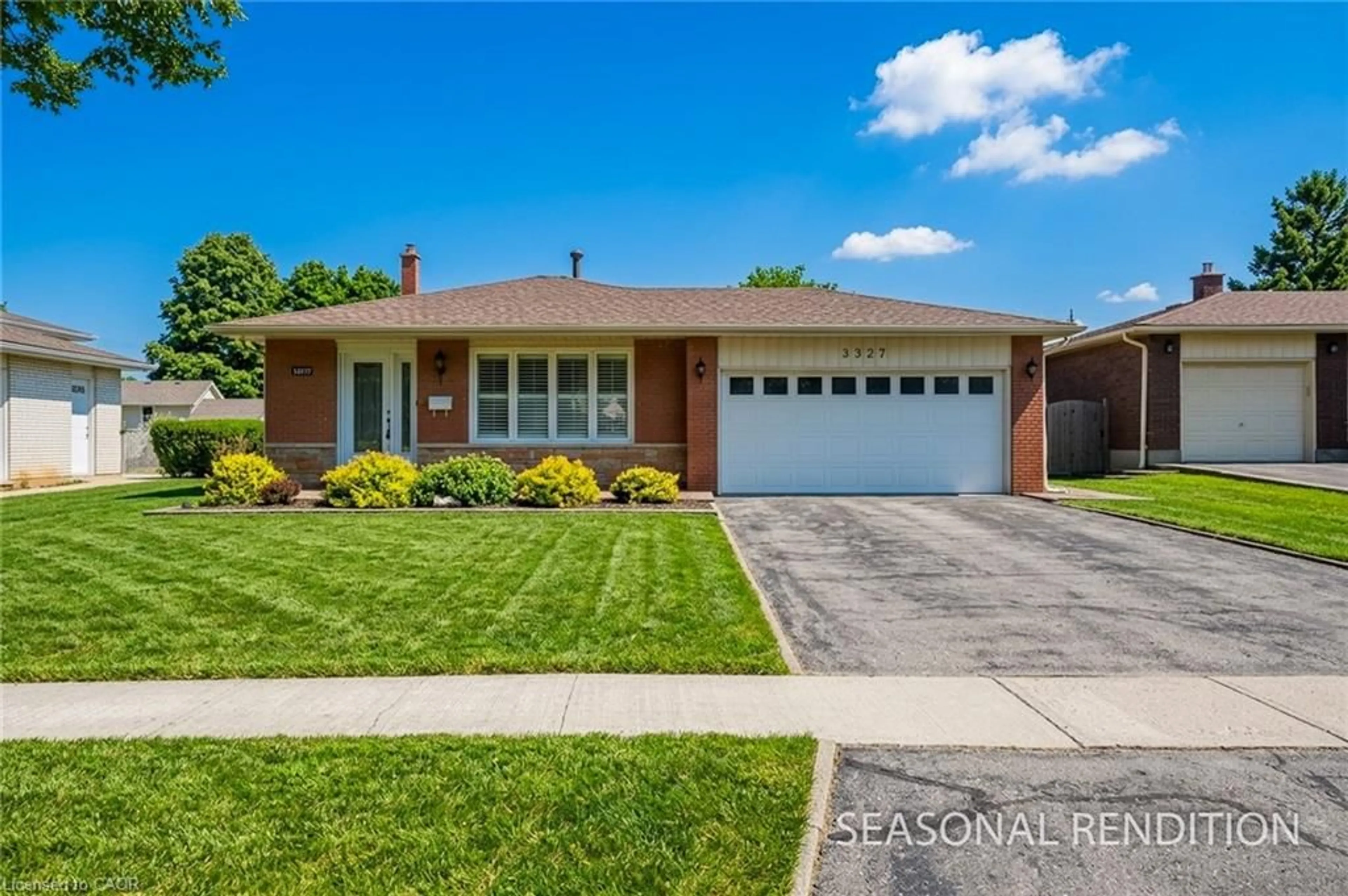 Home with brick exterior material, street for 3327 Wiltshire Blvd, Niagara Falls Ontario L2J 3M1