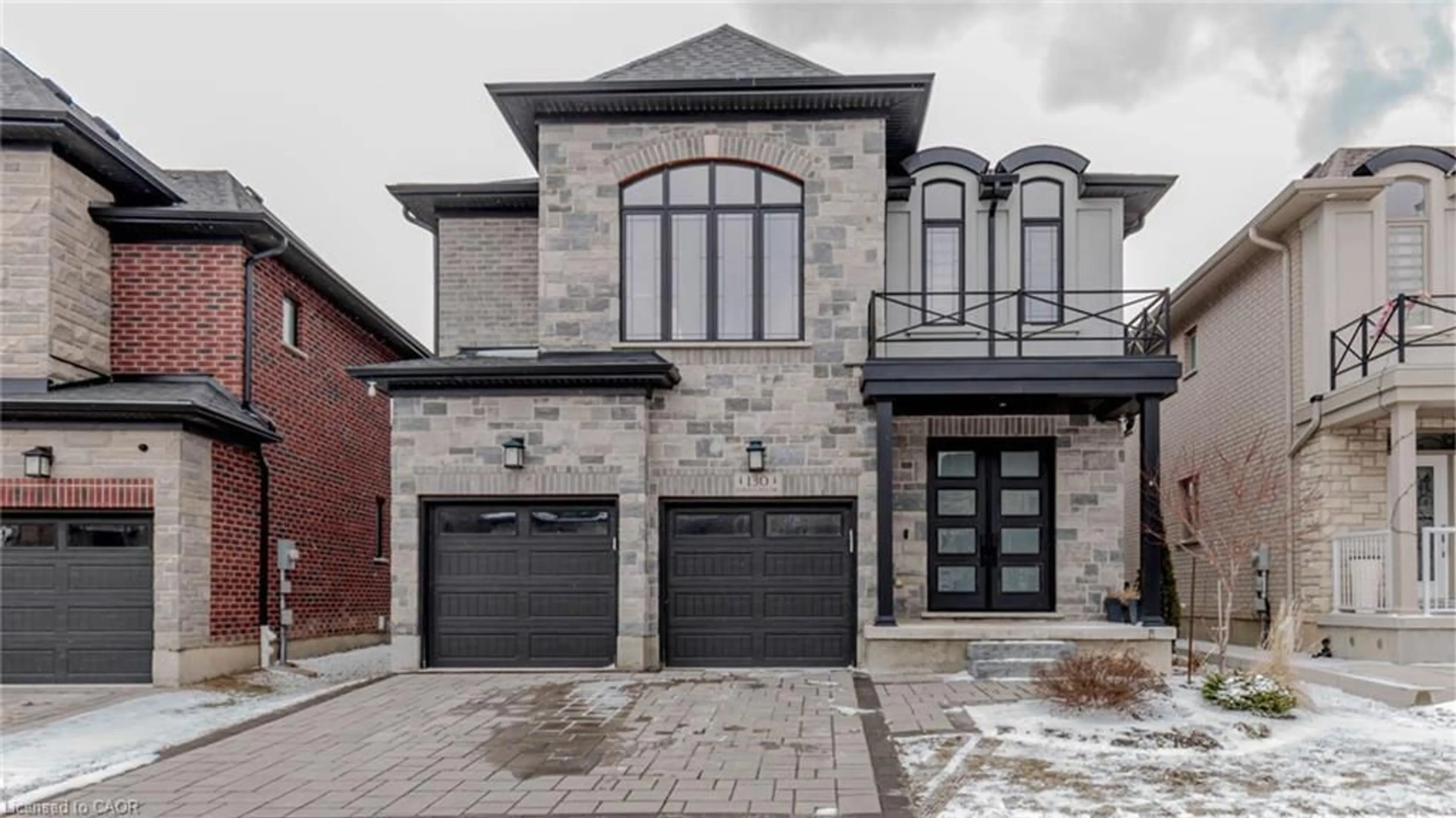 Home with brick exterior material, street for 130 Pondcliffe Dr, Kitchener Ontario N2R 0M4