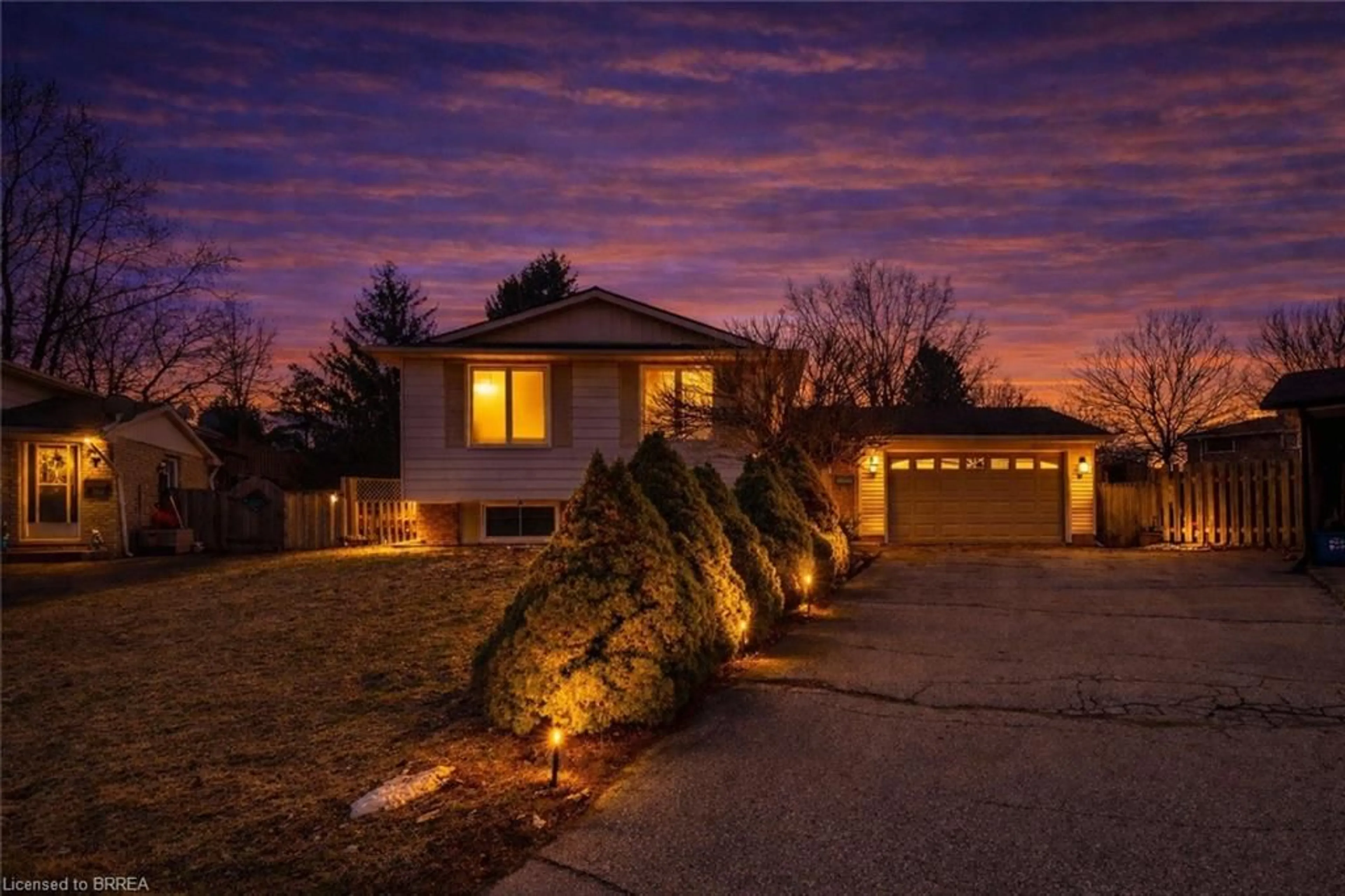 Unknown for 14 Thistledown Dr, Brantford Ontario N3R 6R9