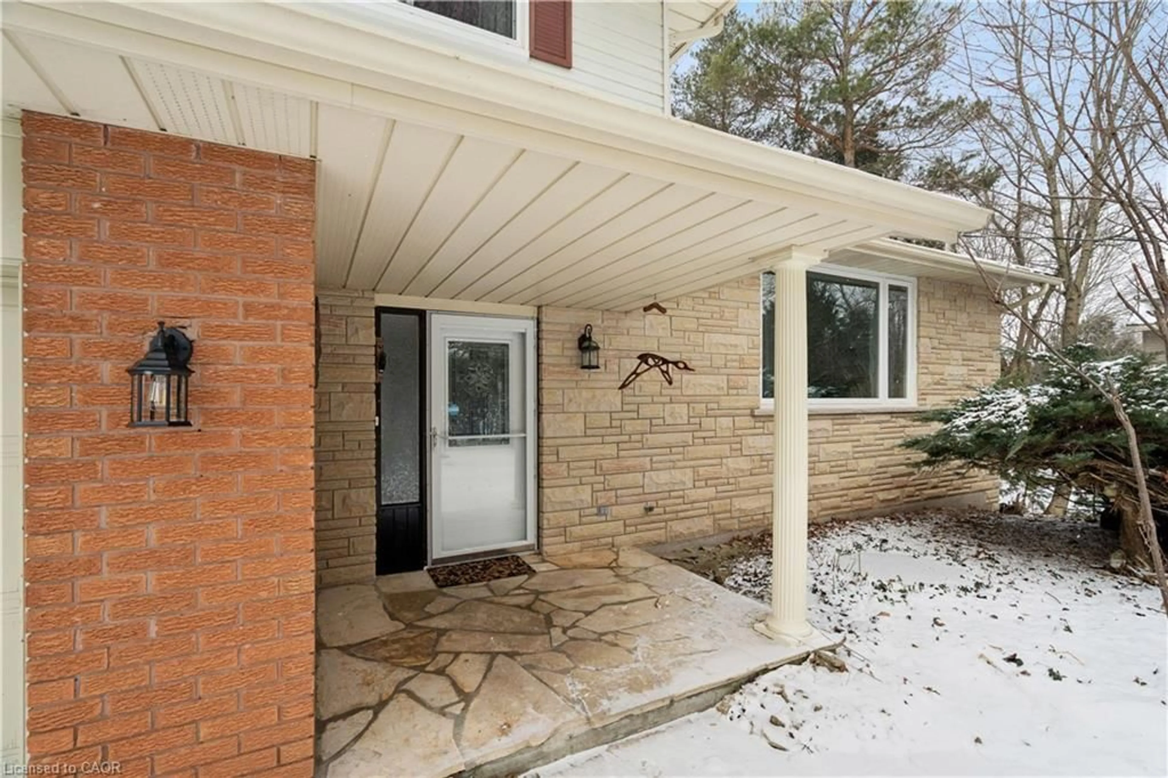 Unknown for 18 Memorial St, Eden Mills Ontario N0B 1P0