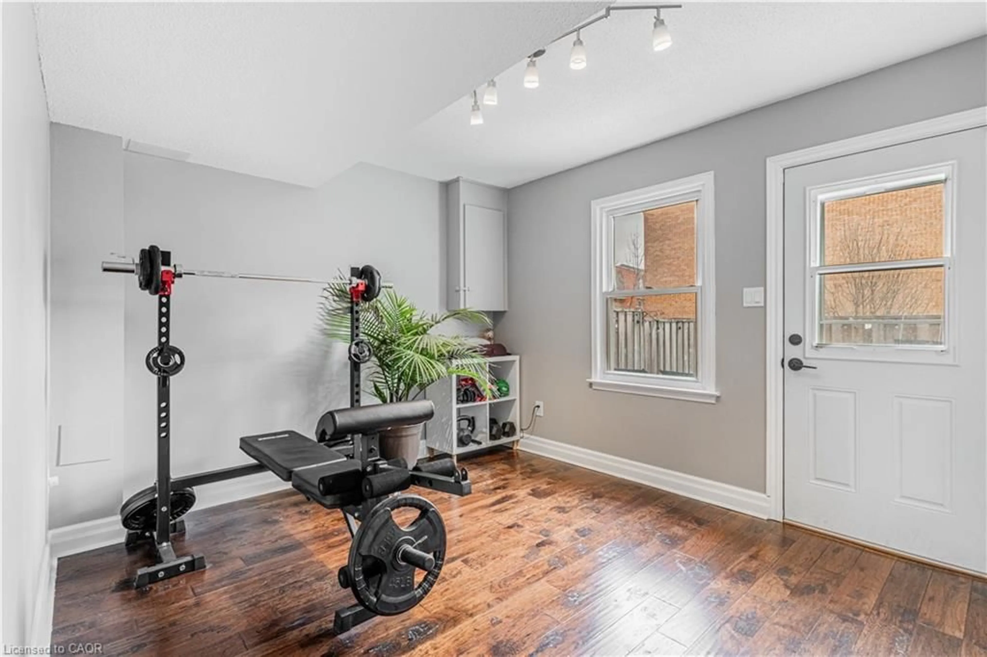 Indoor entryway for 333 Meadows Blvd #98, Mississauga Ontario L4Z 1G9