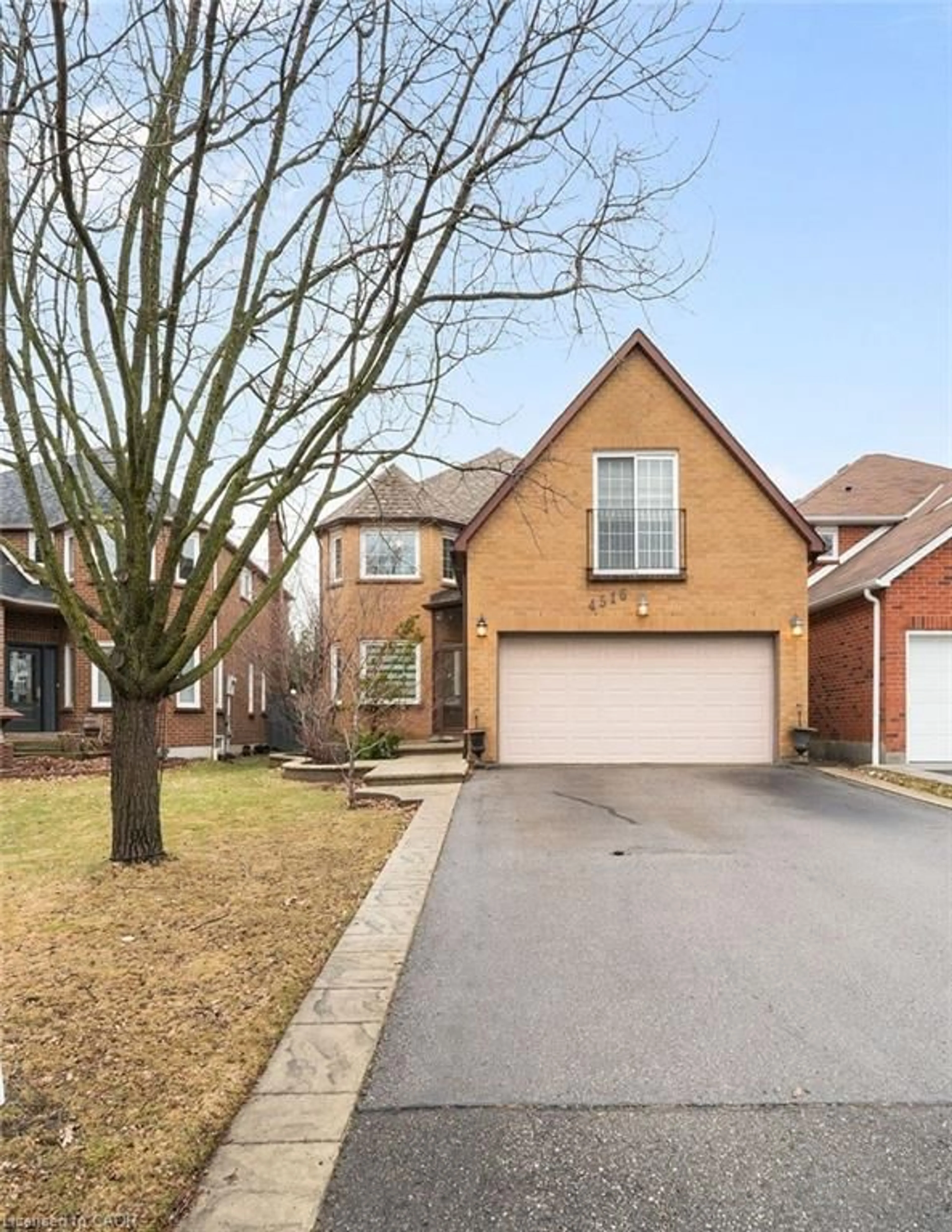 Home with brick exterior material, street for 4516 Gullfoot Cir, Mississauga Ontario L4Z 2J2