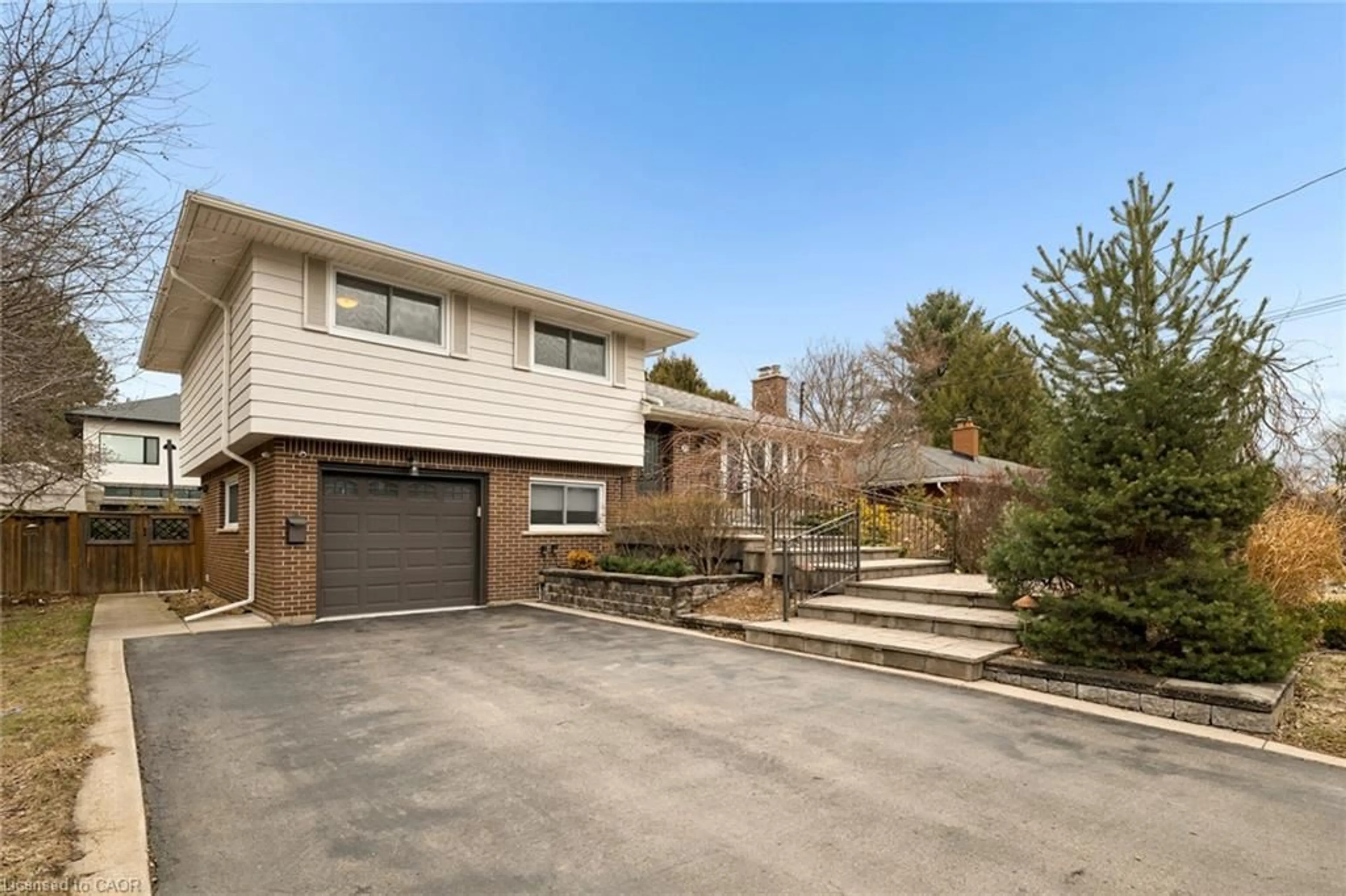 Home with brick exterior material, street for 19 Douglas Rd, Ancaster Ontario L9G 2E2