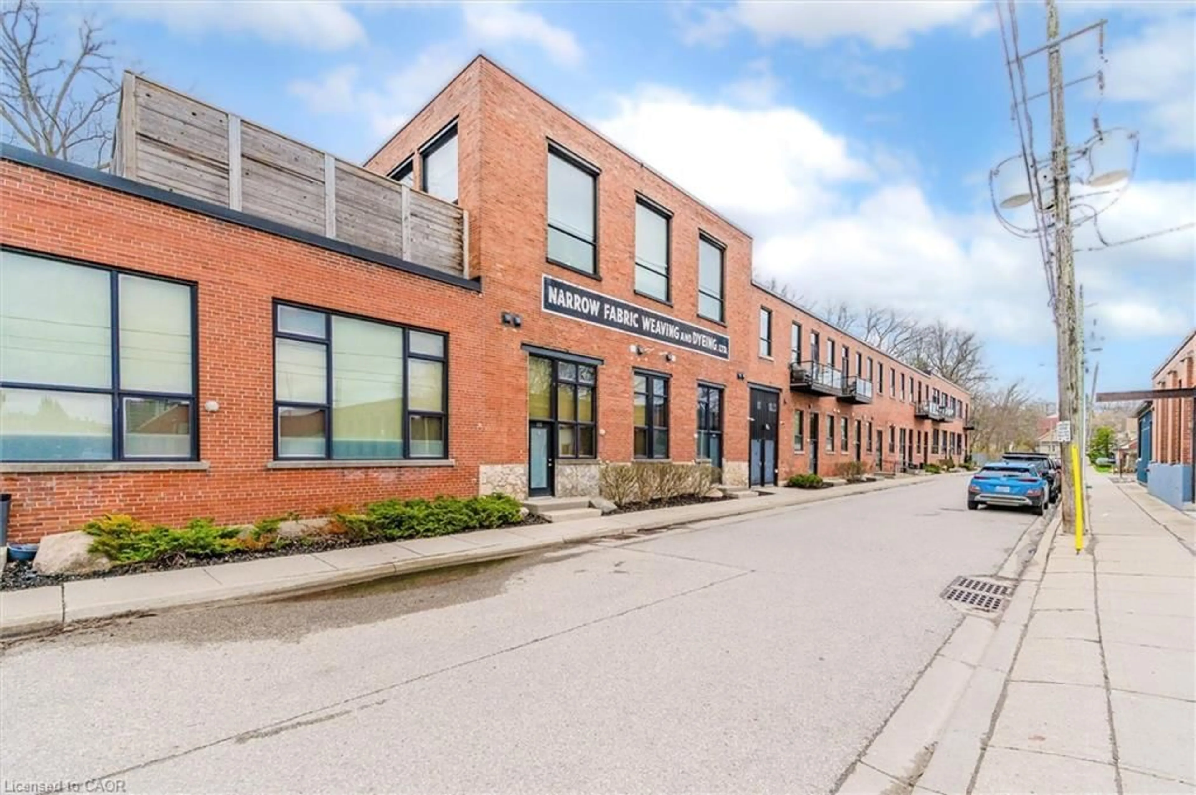 Home with brick exterior material, street for 85 Spruce St #106, Cambridge Ontario N1R 4K4