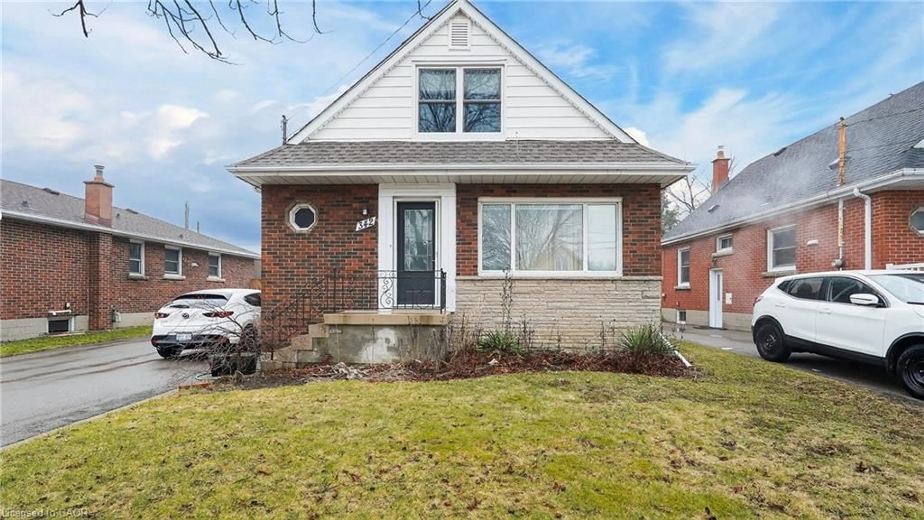 Home with brick exterior material, street for 342 East 17th St, Hamilton Ontario L9A 4M8