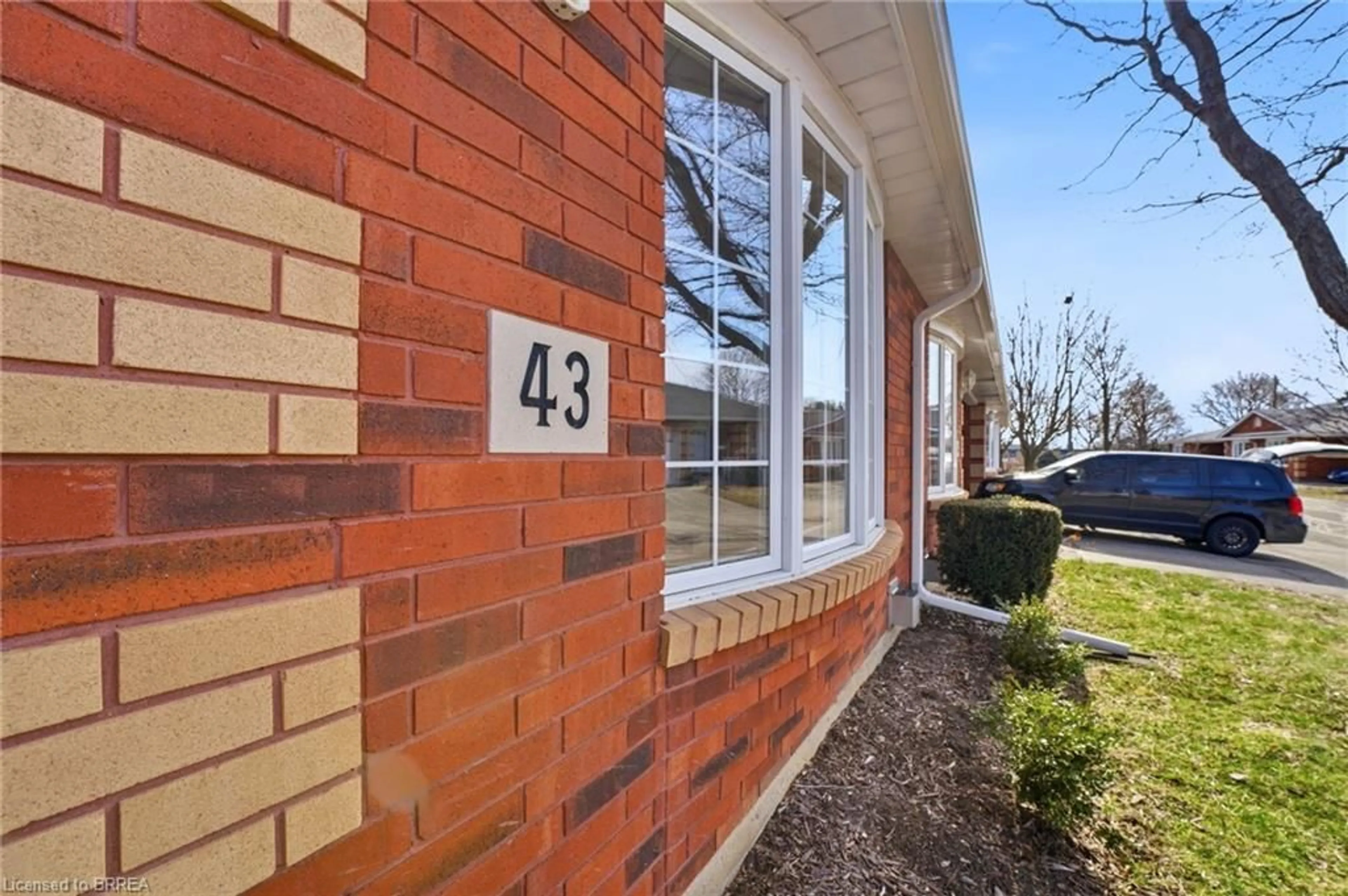 Home with brick exterior material, street for 570 West St #43, Brantford Ontario N3R 7Y7