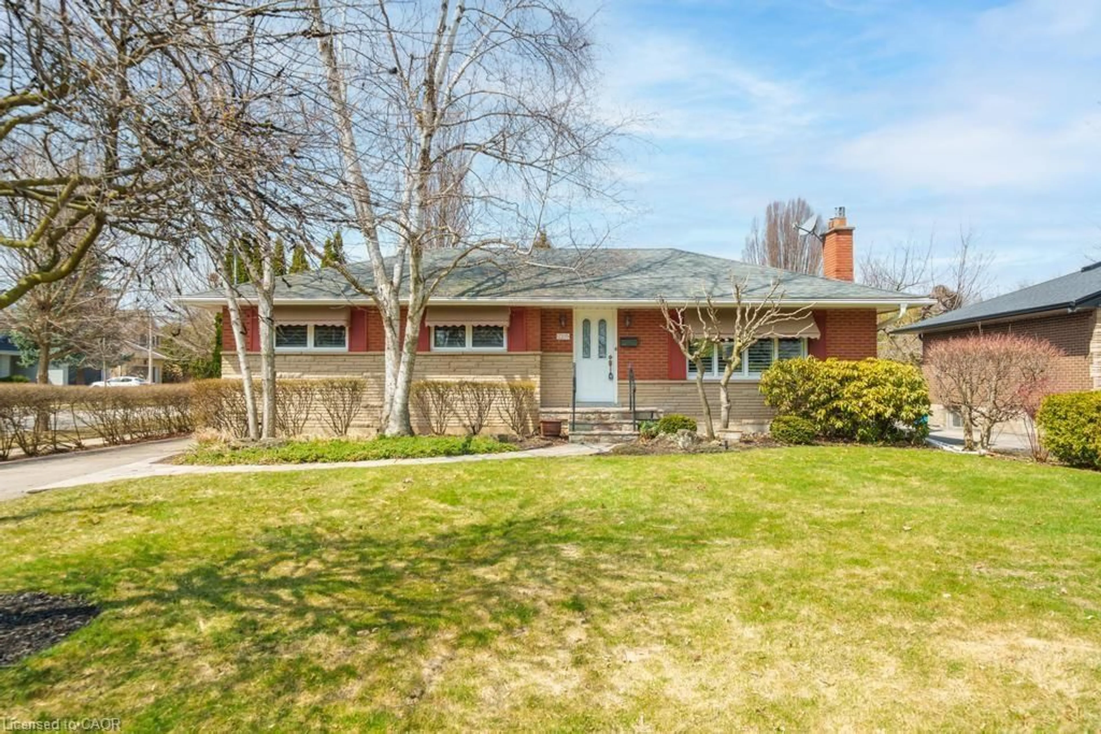 Home with brick exterior material, street for 2205 Joyce St, Burlington Ontario L7R 2B6