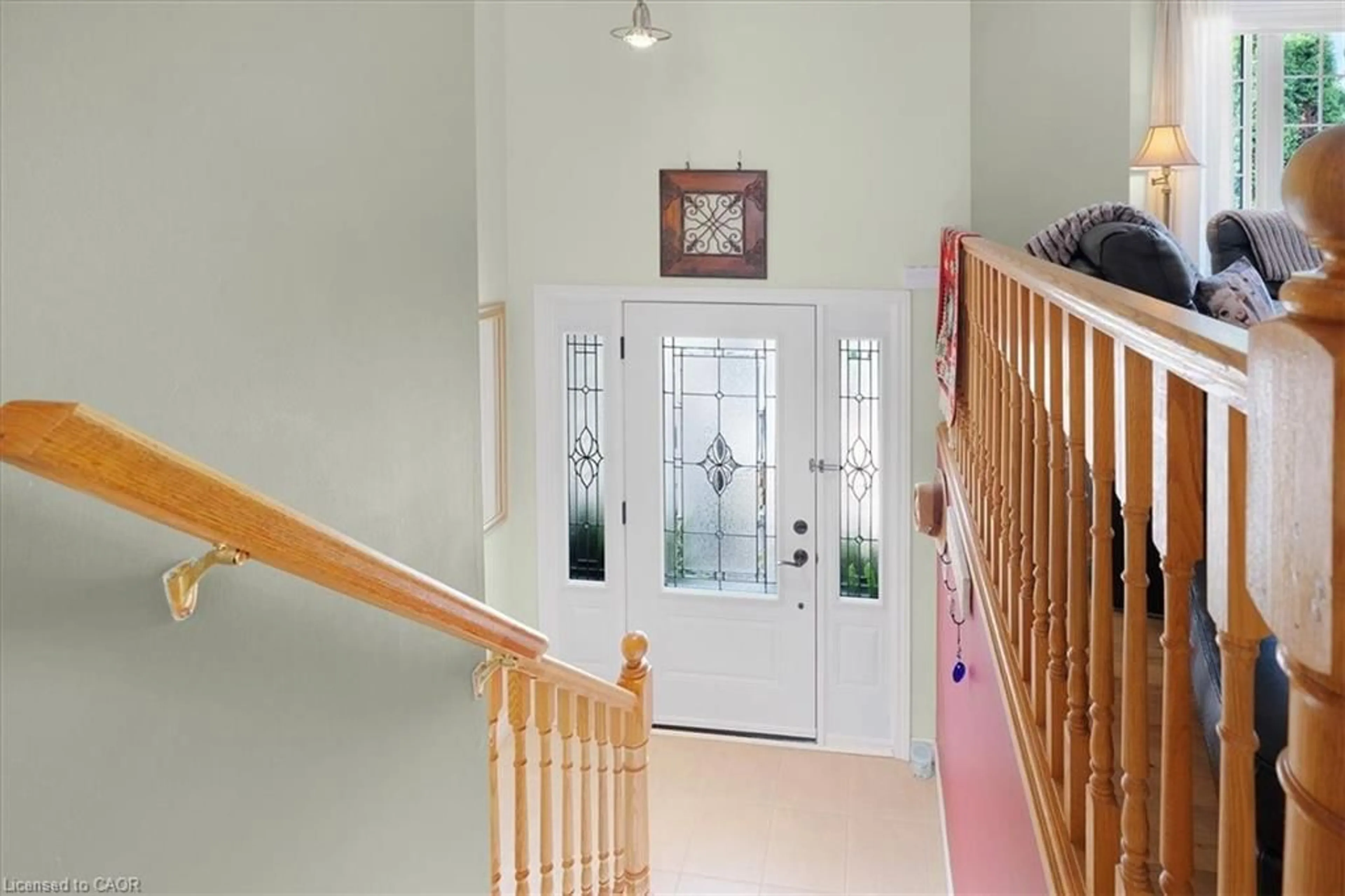 Indoor foyer for 139 Gold St, Elora Ontario N0B 1S0