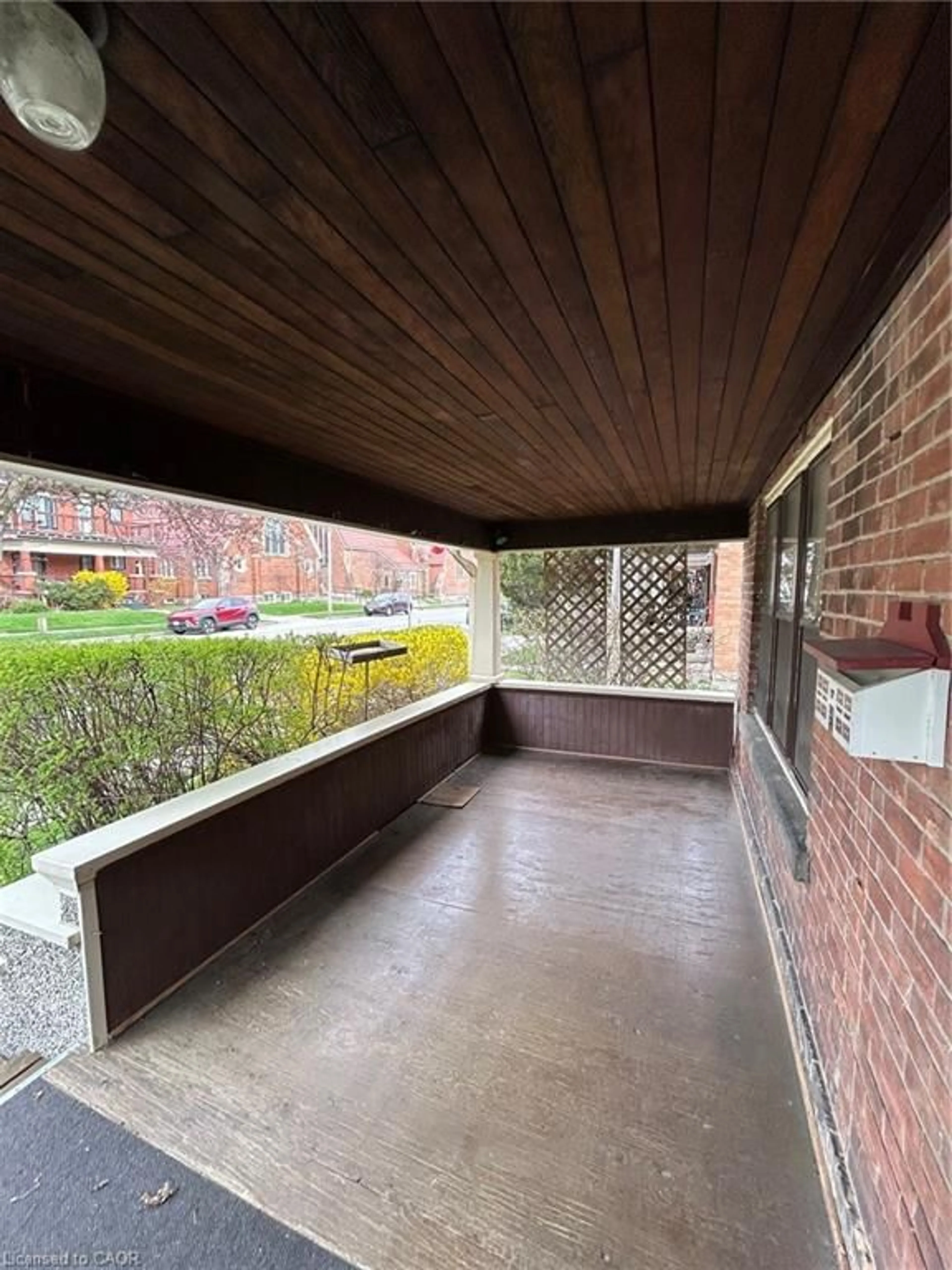 Balcony in the apartment, street for 87 Colborne St, Simcoe Ontario N3Y 4H4