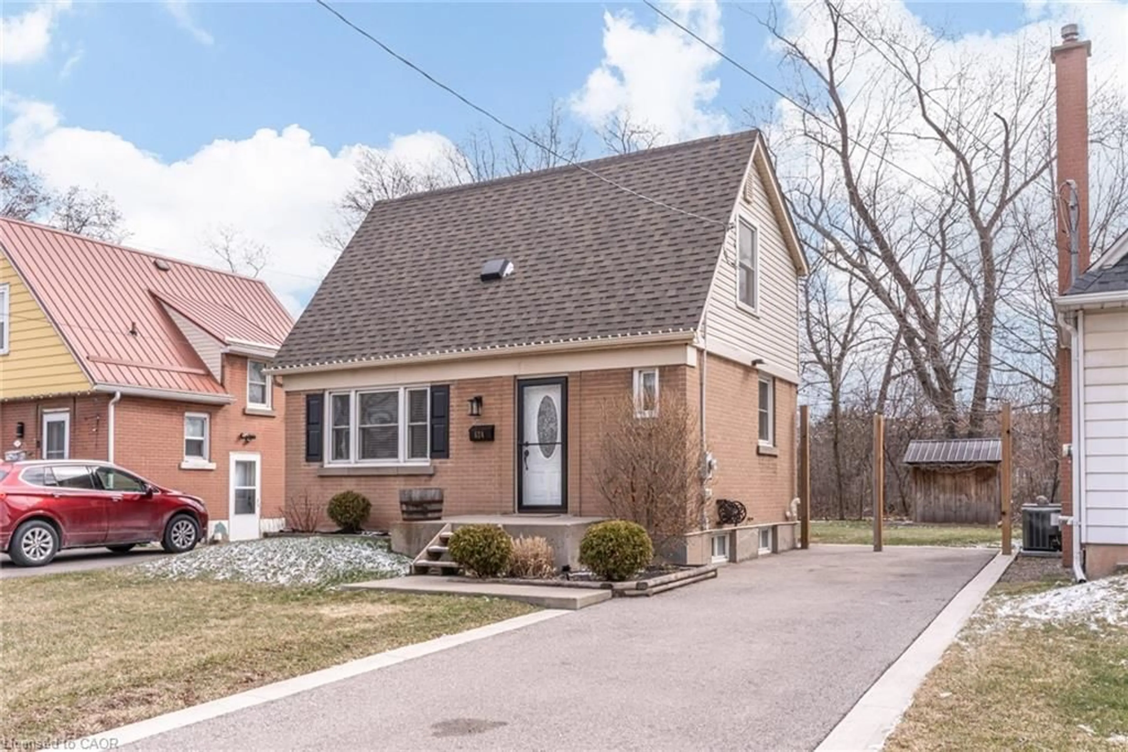 Home with brick exterior material, street for 624 Burgess Ave, Hamilton Ontario L8H 6H9