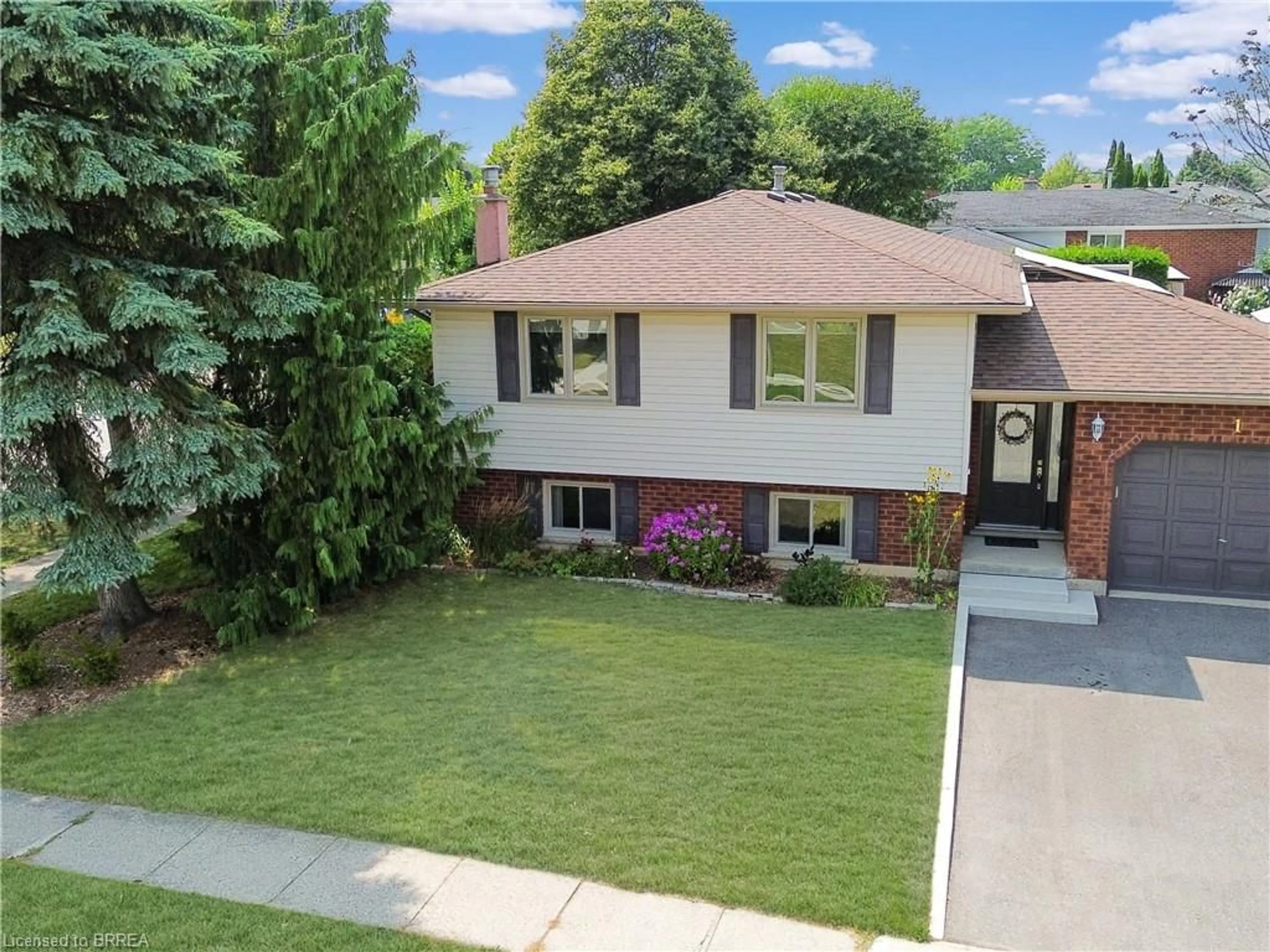 Unknown for 1 Kiev Blvd, Brantford Ontario N3P 1Y9