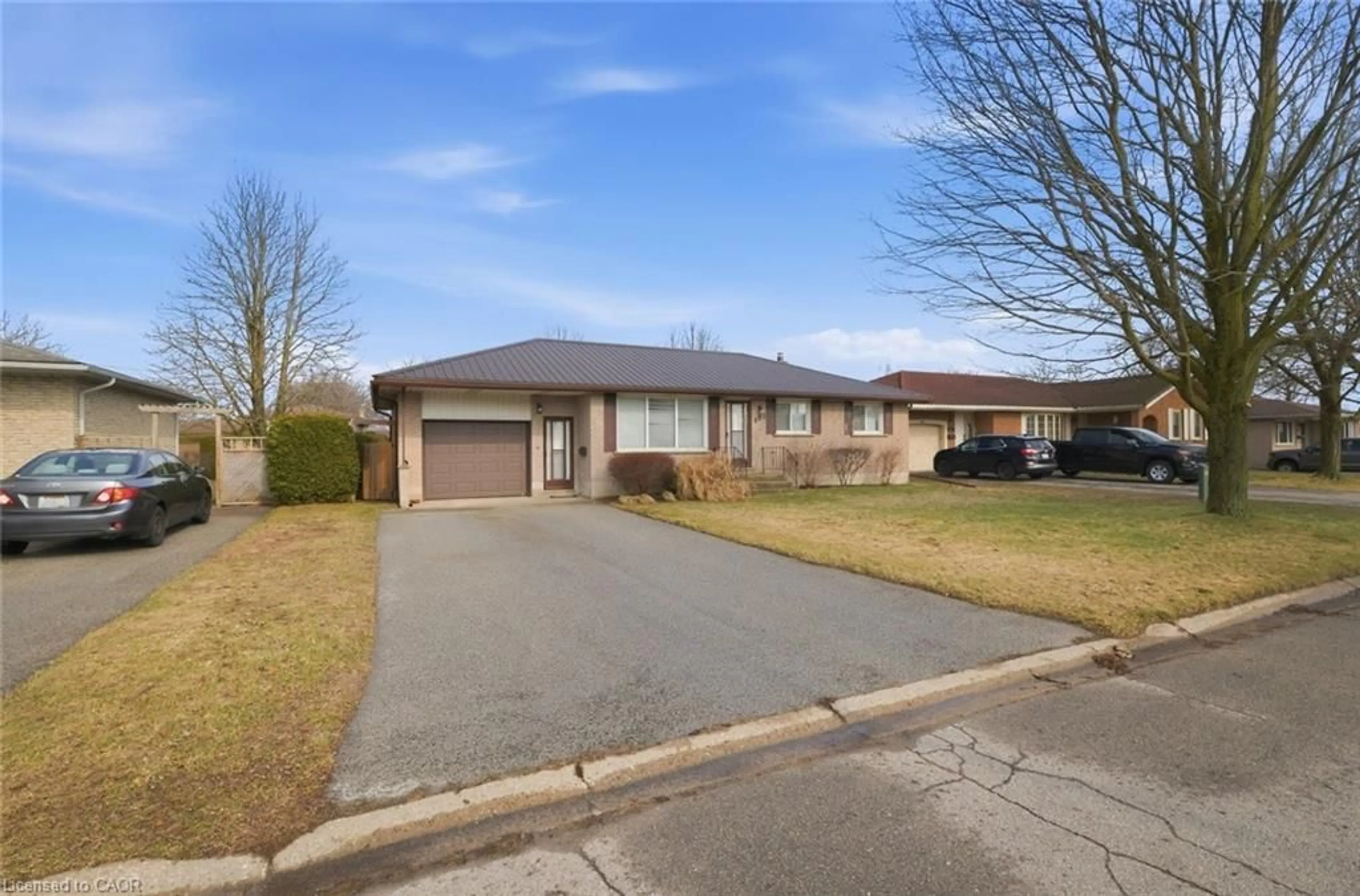 Unknown for 405 Adams Ave, Delhi Ontario N4B 2Y8