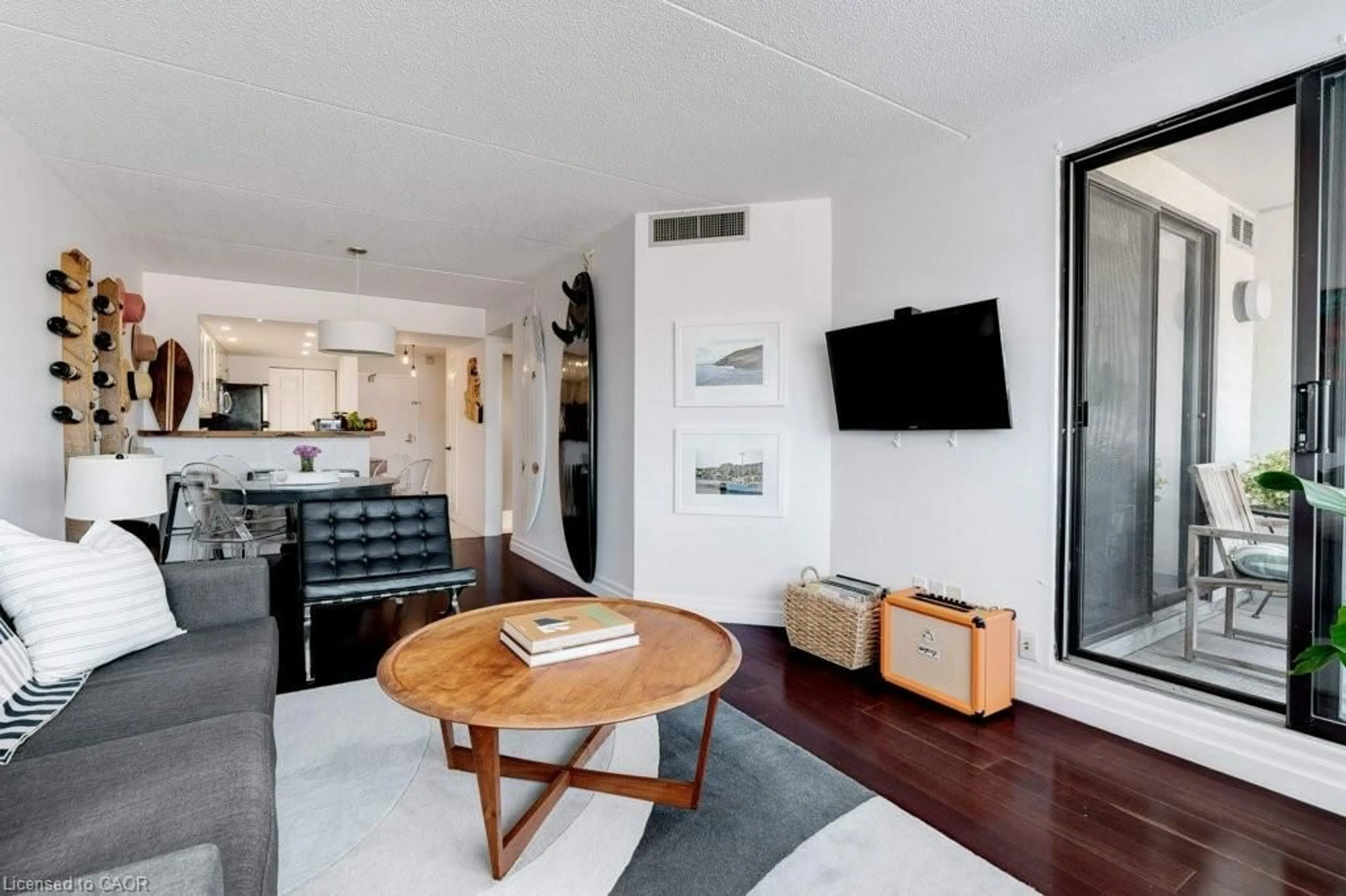 Living room with furniture, unknown for 100 Bronte Rd #214, Oakville Ontario L6L 6L5