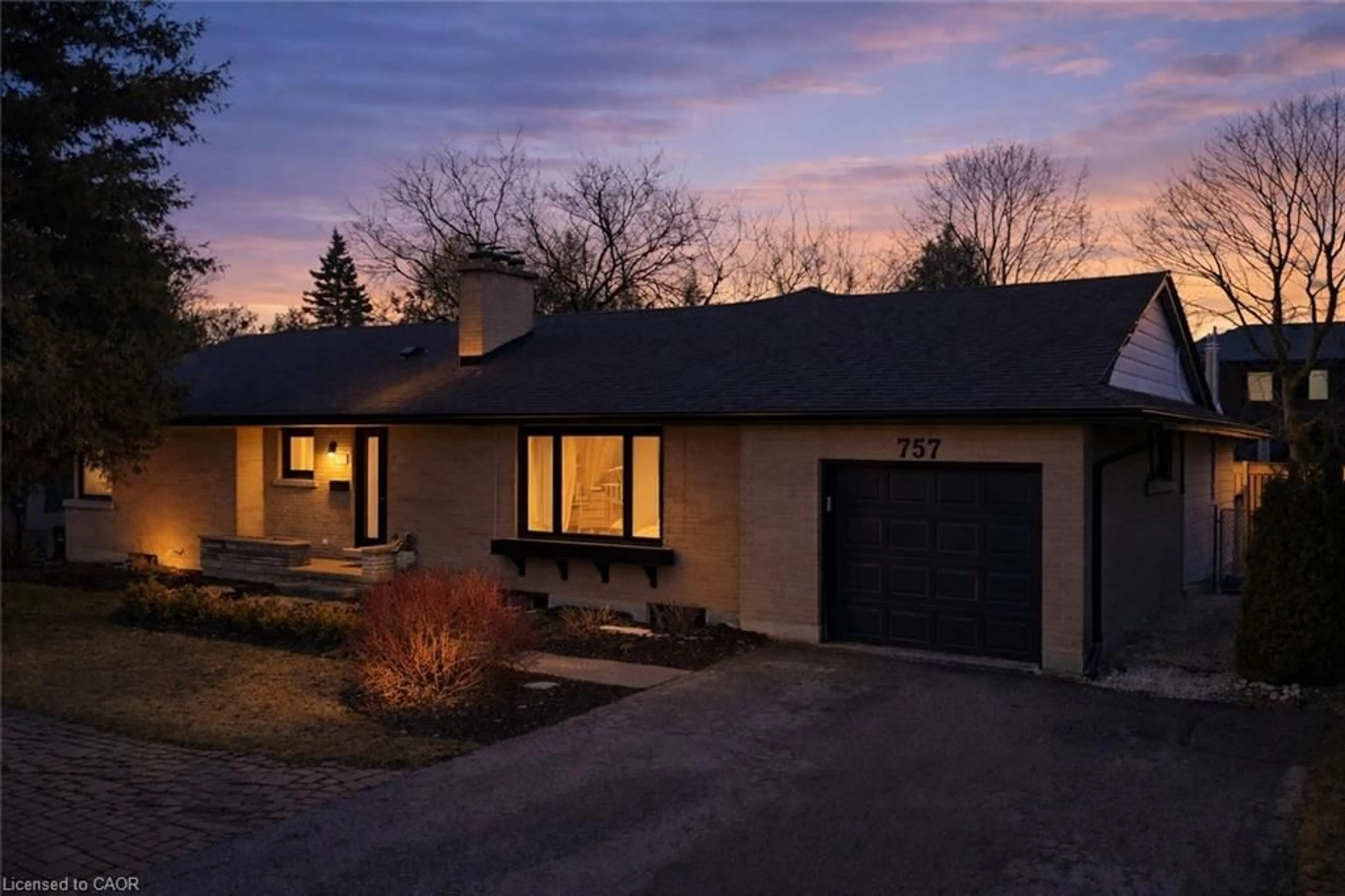 Home with brick exterior material, street for 757 Westmount Rd, Kitchener Ontario N2M 1S3