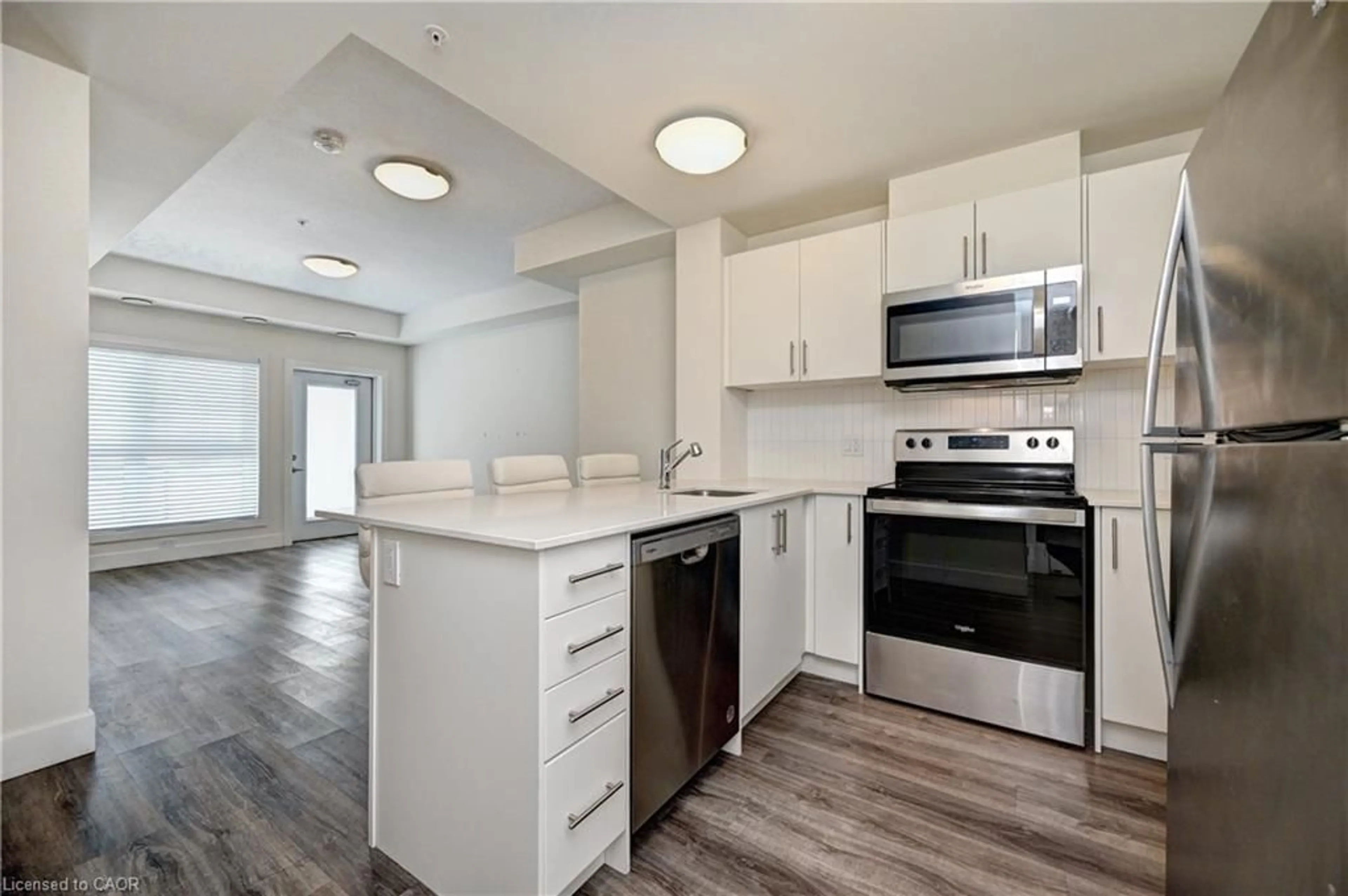 Open concept kitchen, unknown for 1101 Lackner Pl #T6, Kitchener Ontario N2A 0L3