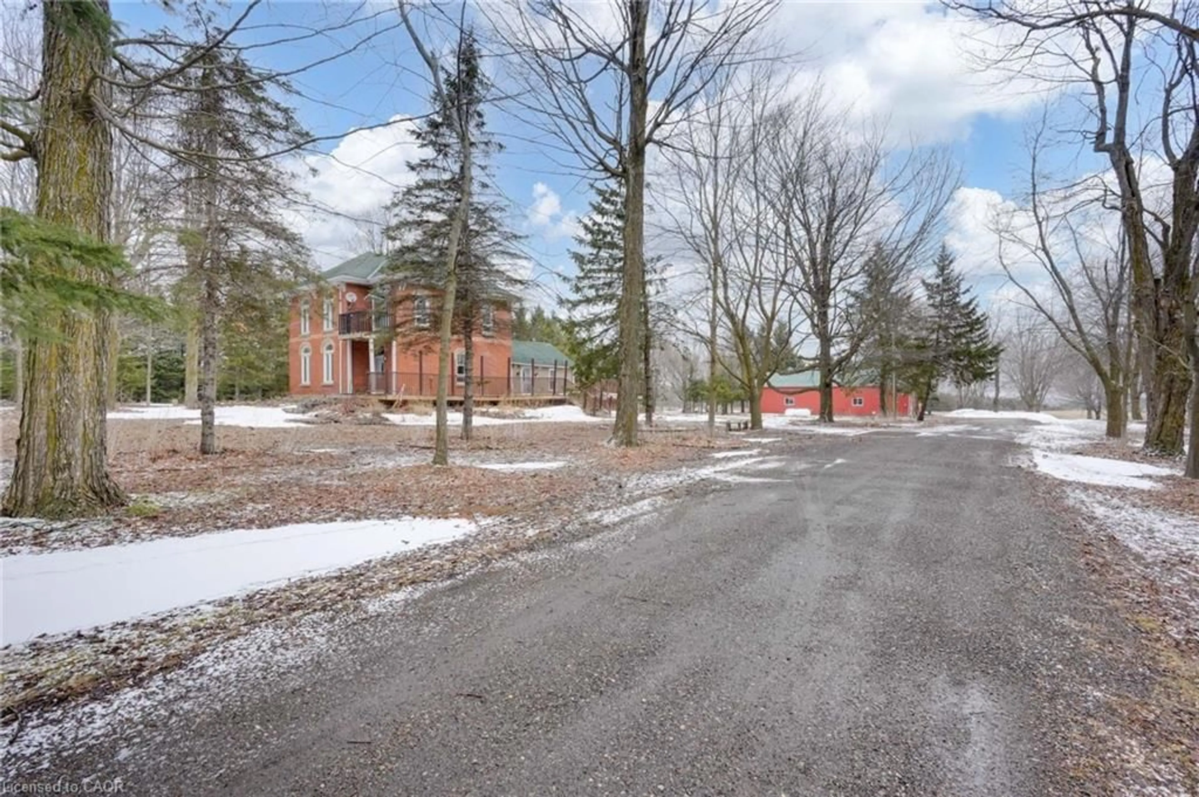 Unknown for 593475 Blind Line, Mono Ontario L9W 5N1