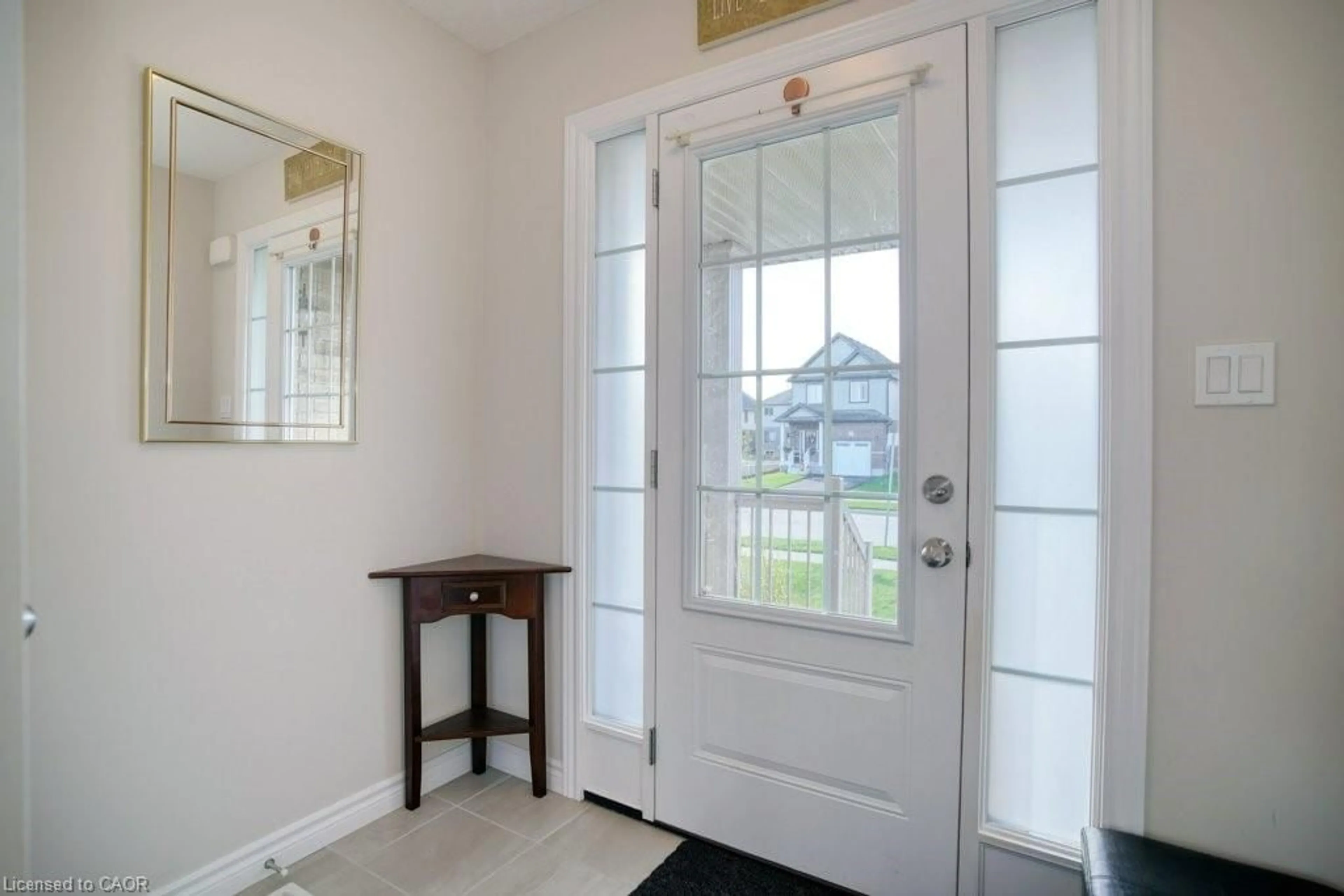 Indoor entryway for 80 Miranda Path, Elmira Ontario N3B 1N3