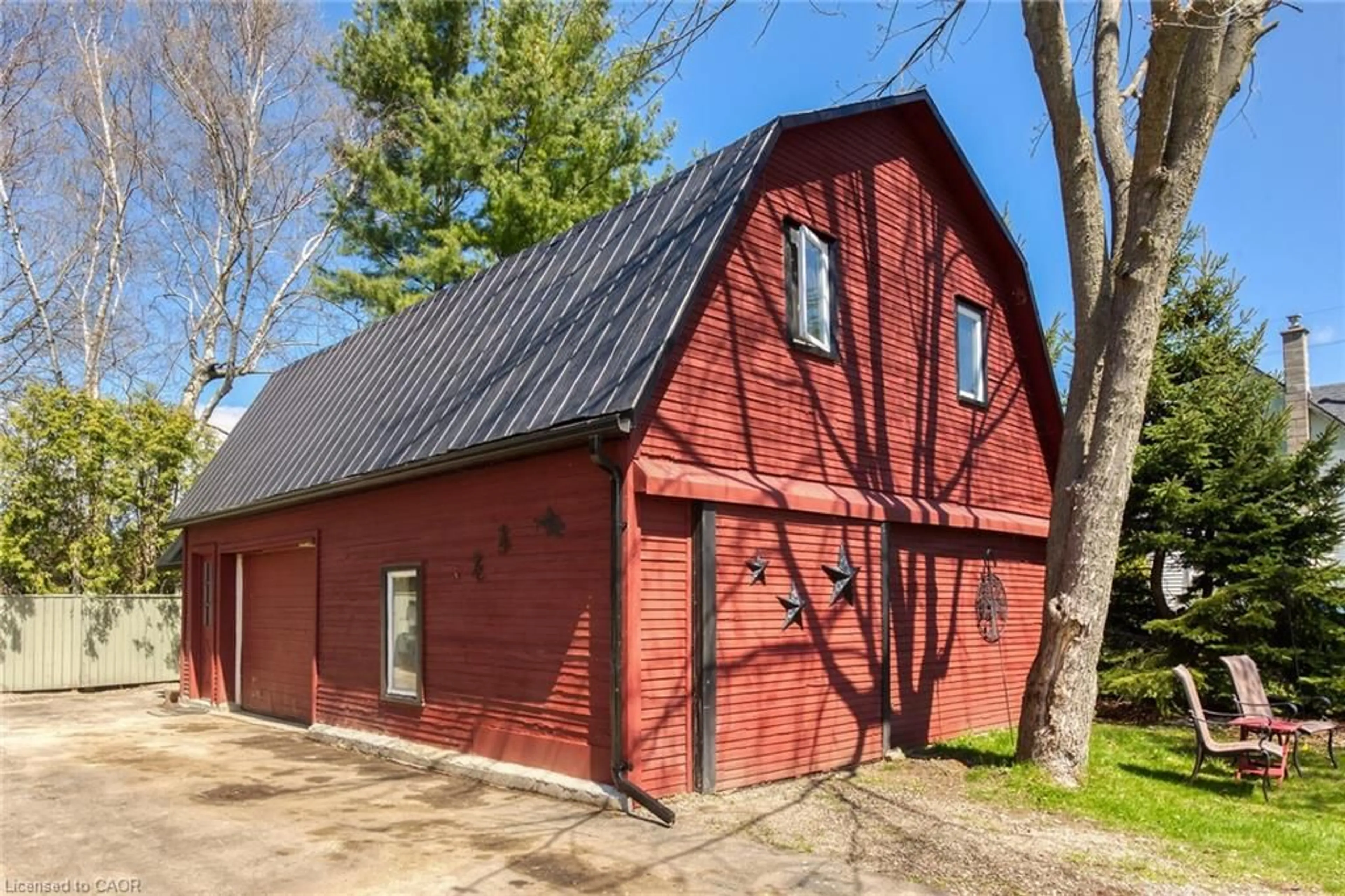 Unknown for 109 Mcnab St, Port Dover Ontario N0A 1N0