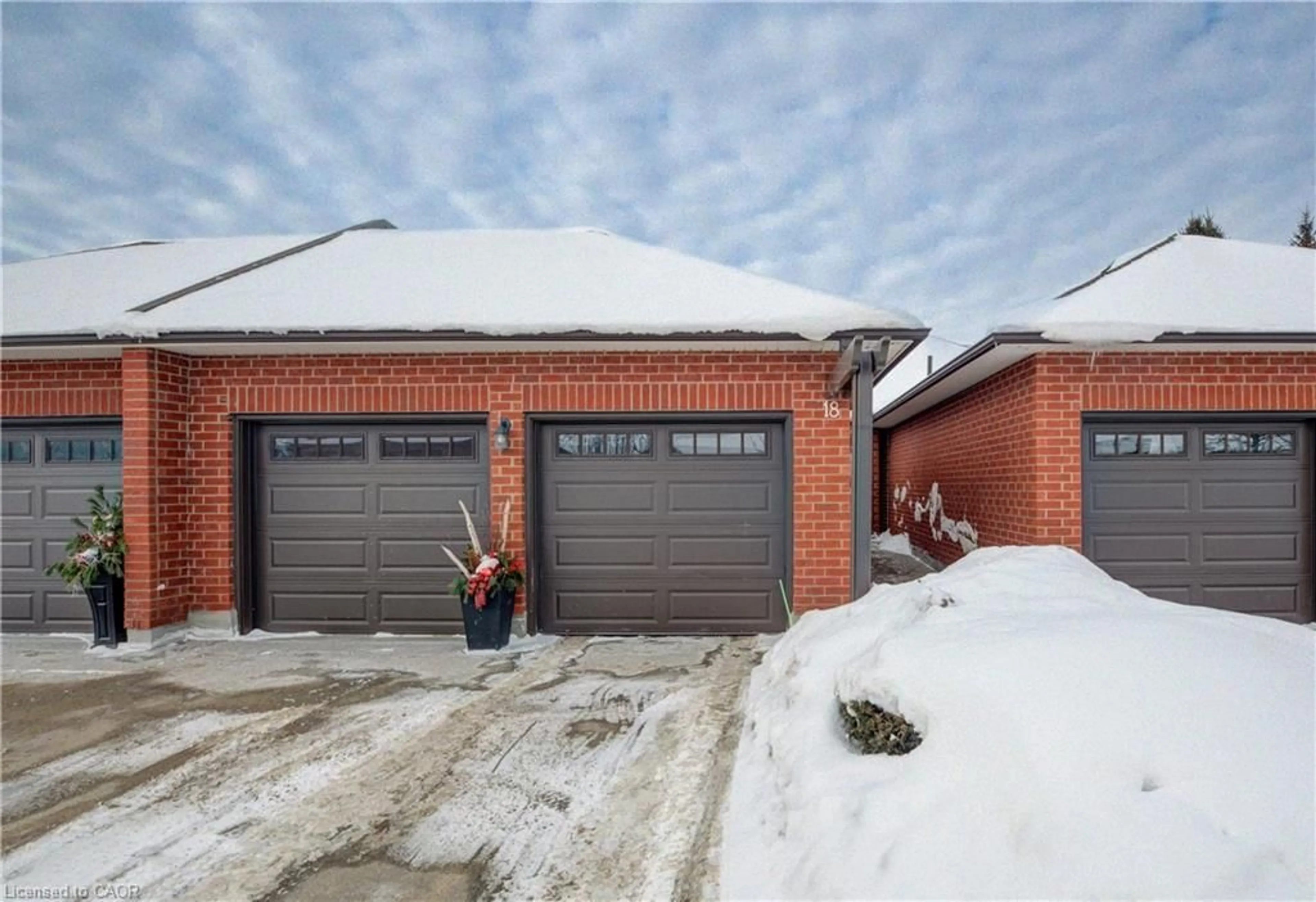 Home with brick exterior material, street for 10 Isherwood Ave #18, Cambridge Ontario N1R 8L5